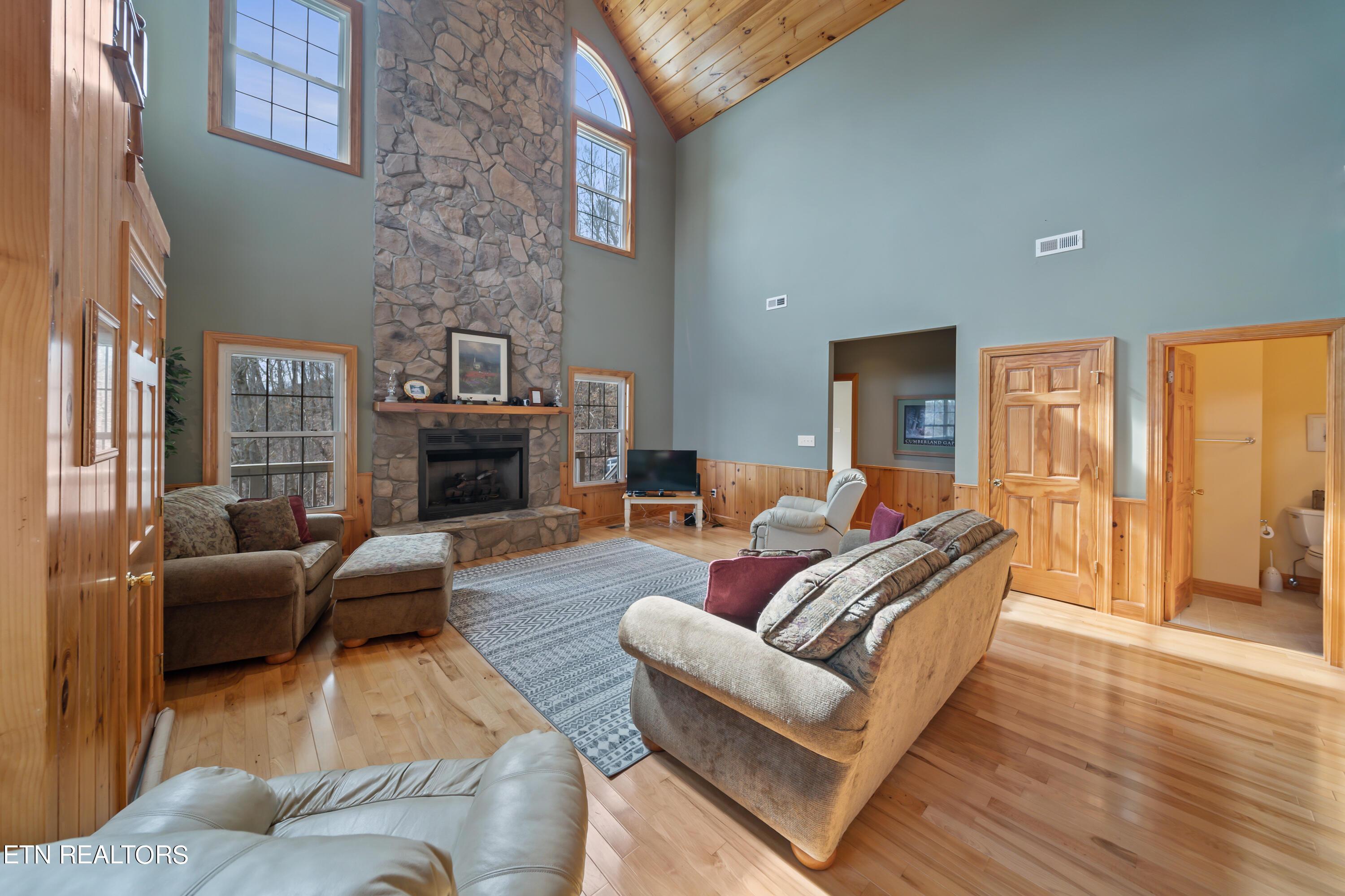 Norris Lake Real Estate - Image# 5