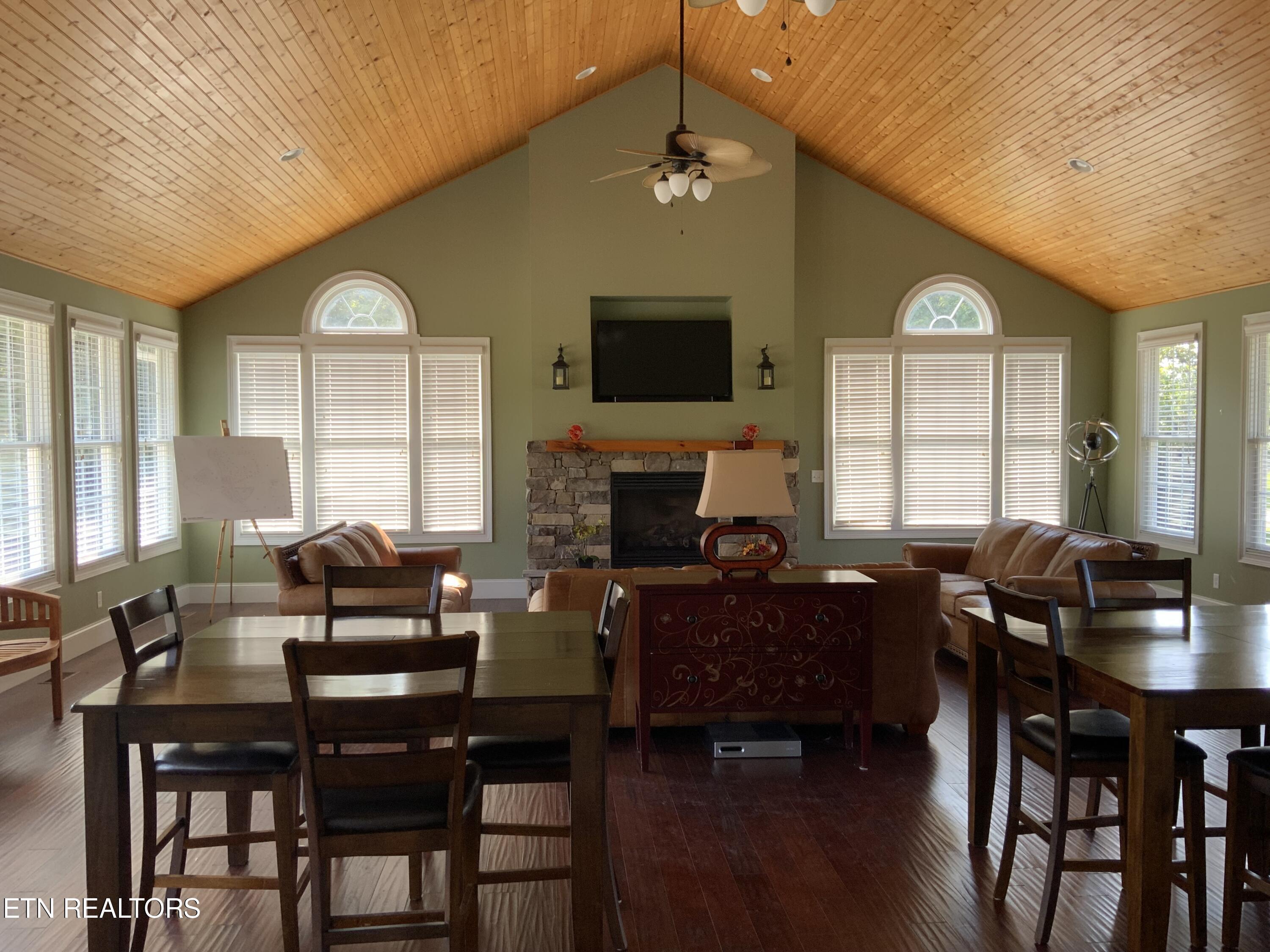 Norris Lake Real Estate - Image# 4