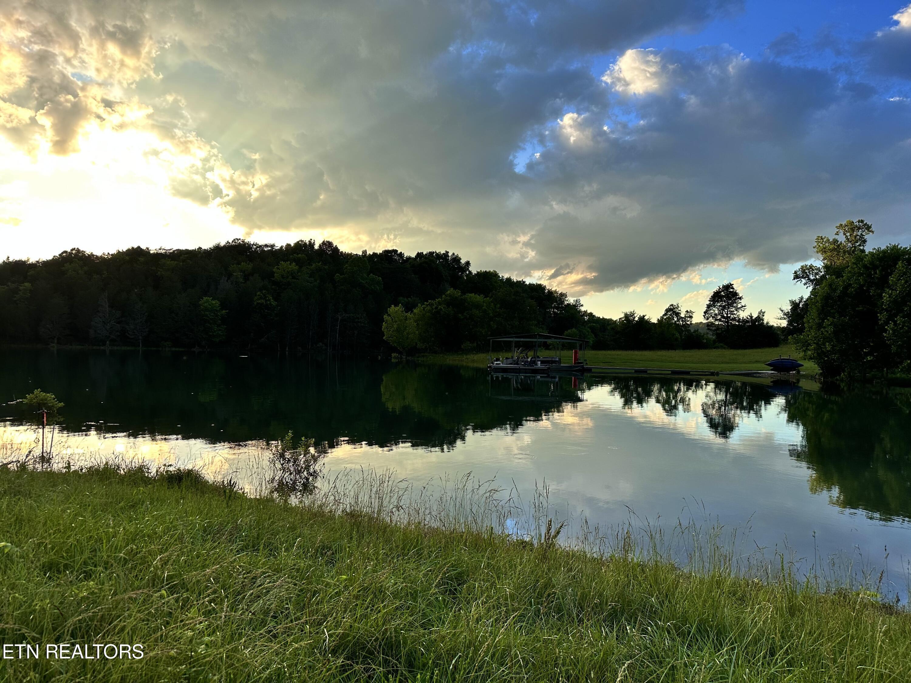 Norris Lake Real Estate - Image# 2