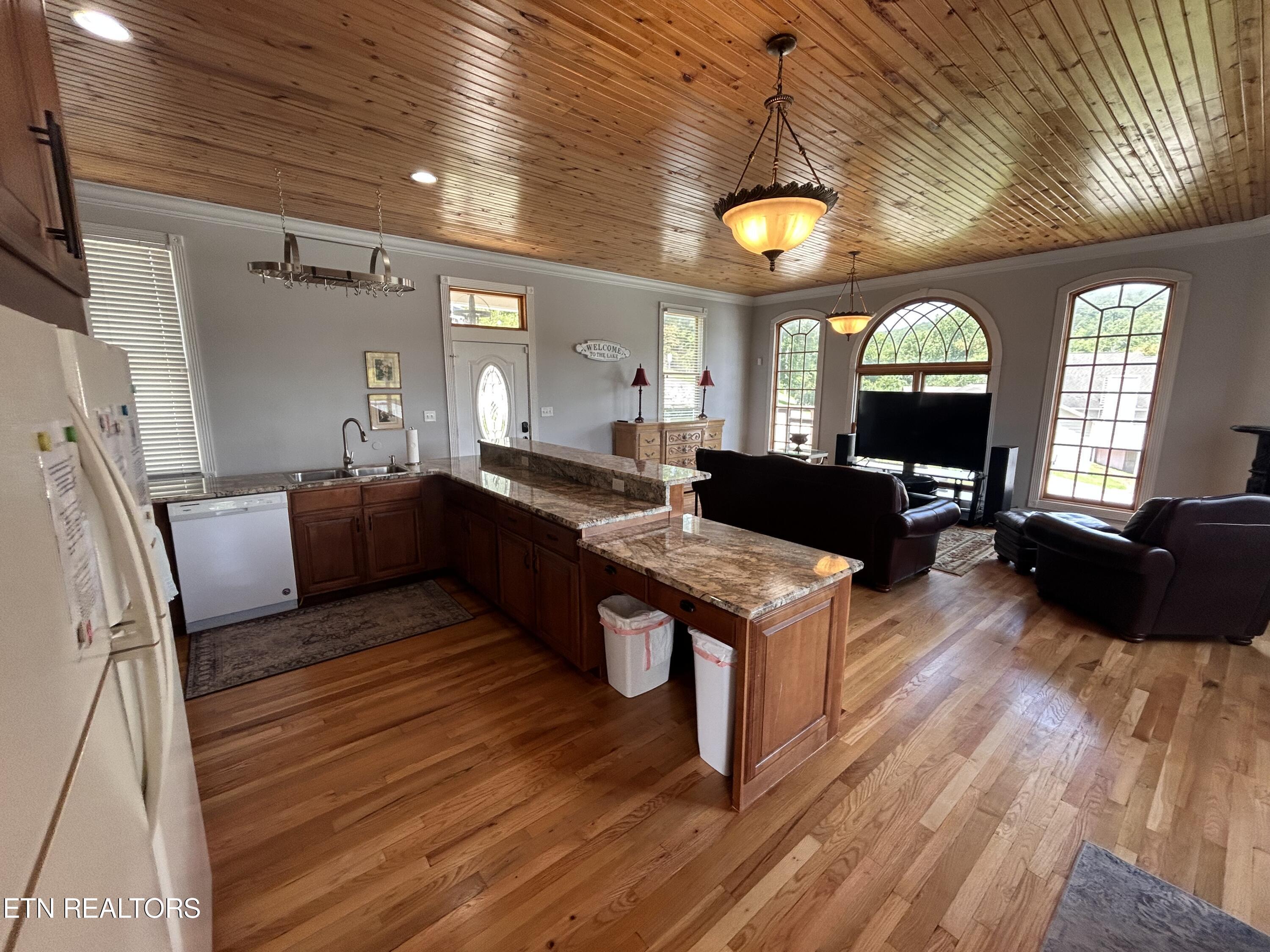 Norris Lake Real Estate - Image# 7