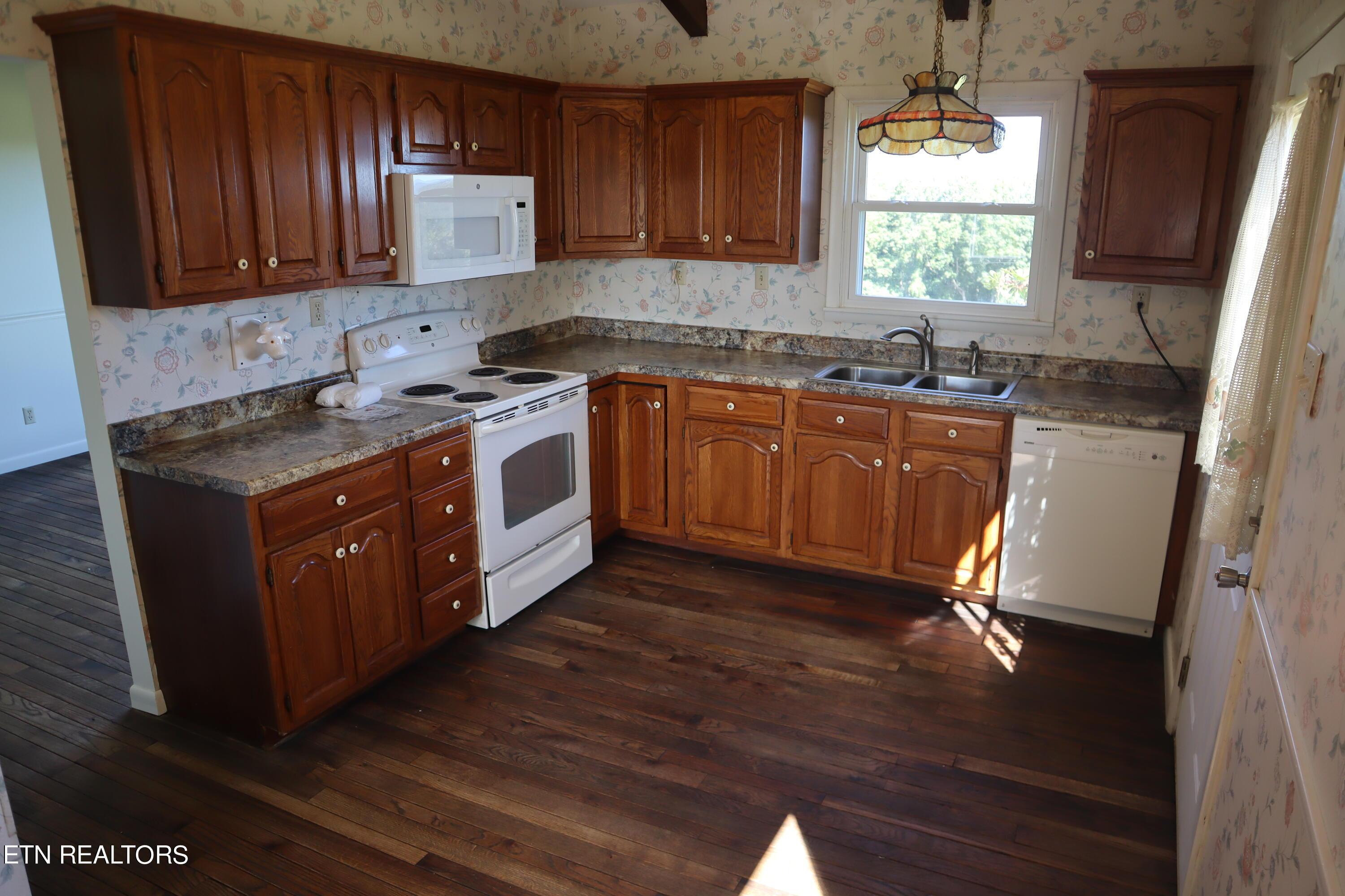 Norris Lake Real Estate - Image# 36