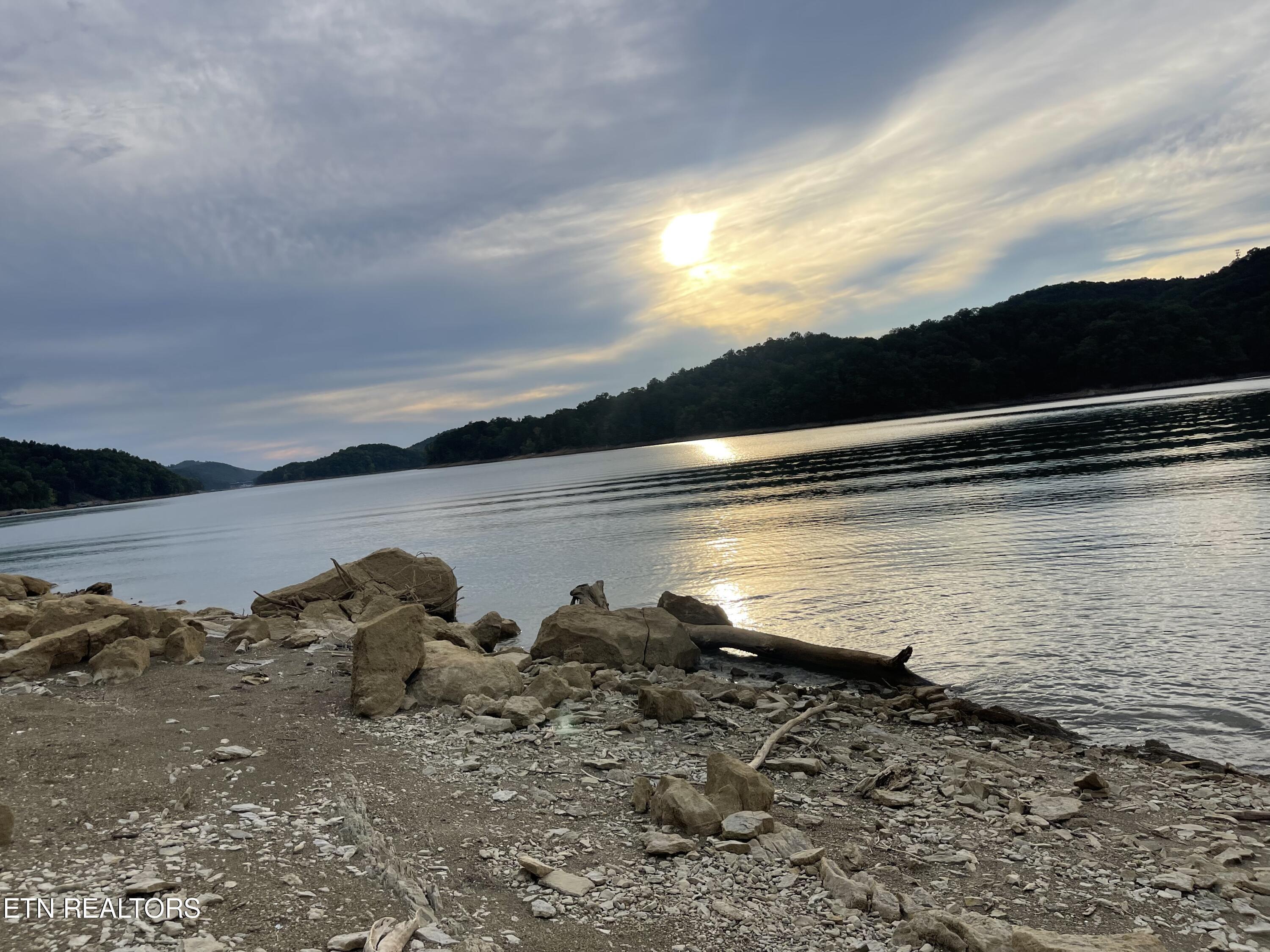 Norris Lake Real Estate - Image# 48