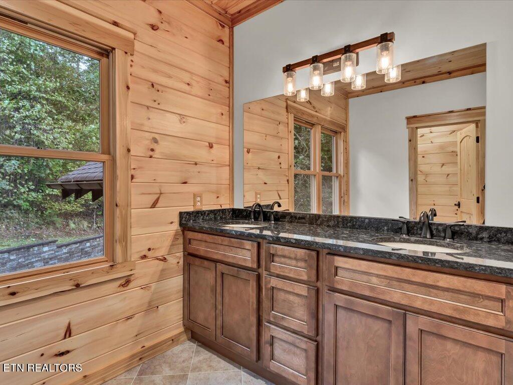 Norris Lake Real Estate - Image# 31