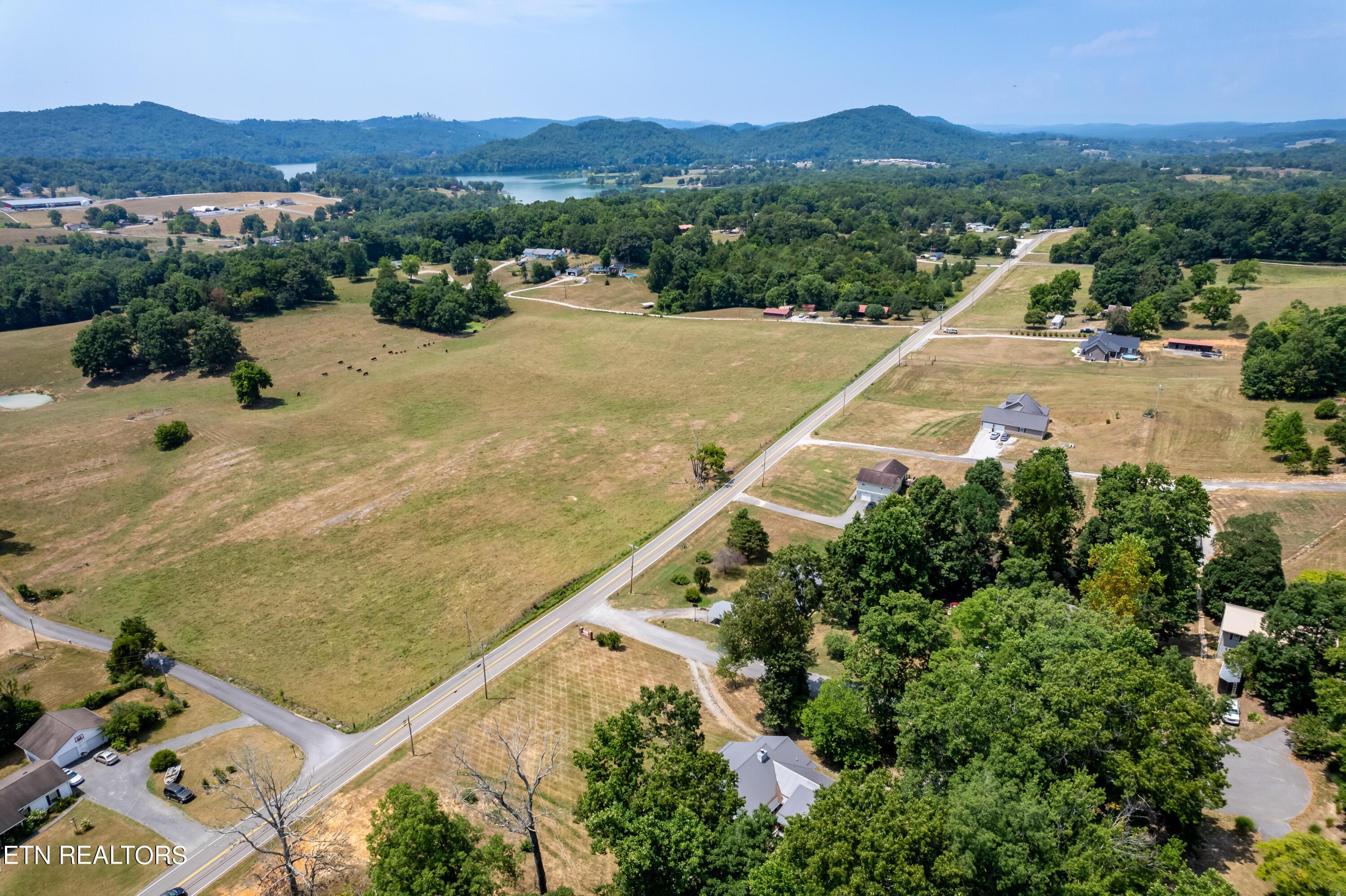 Norris Lake Real Estate - Image# 88