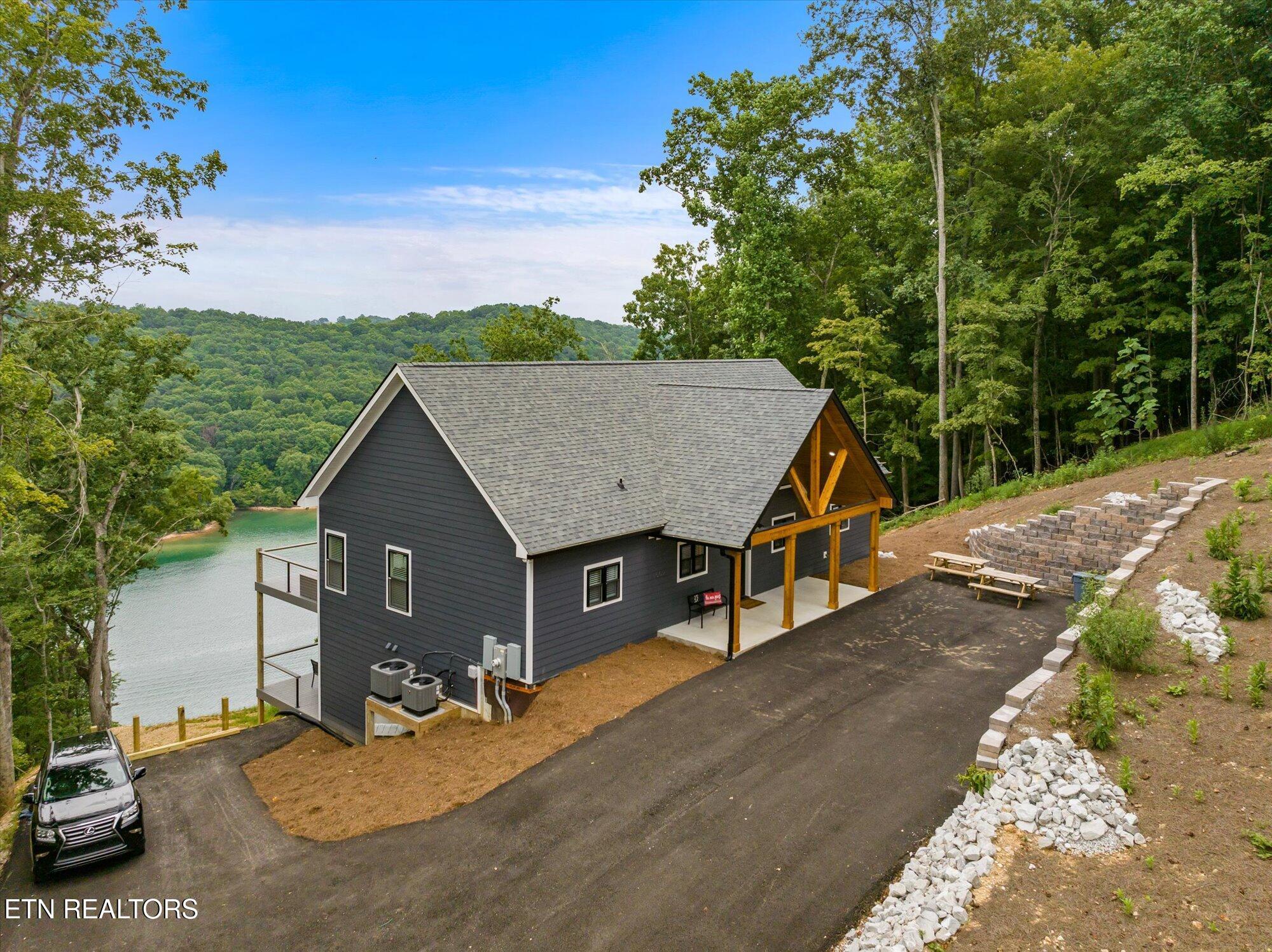 Norris Lake Real Estate - Image# 2