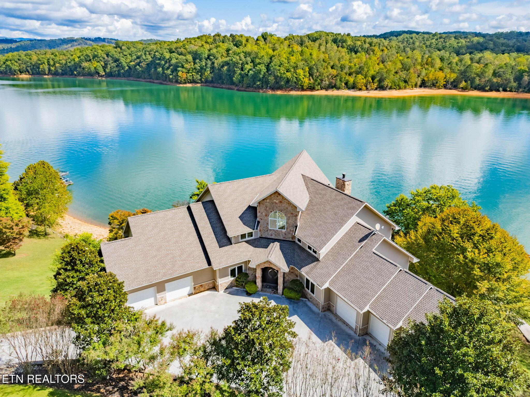 643 Crown Pointe Rd, Lafollette, TN - Norris Lake Real Estate - Image# 3