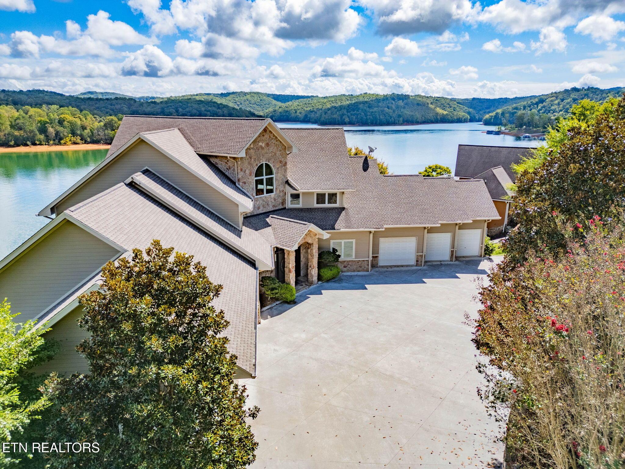 643 Crown Pointe Rd, Lafollette, TN - Norris Lake Real Estate - Image# 6