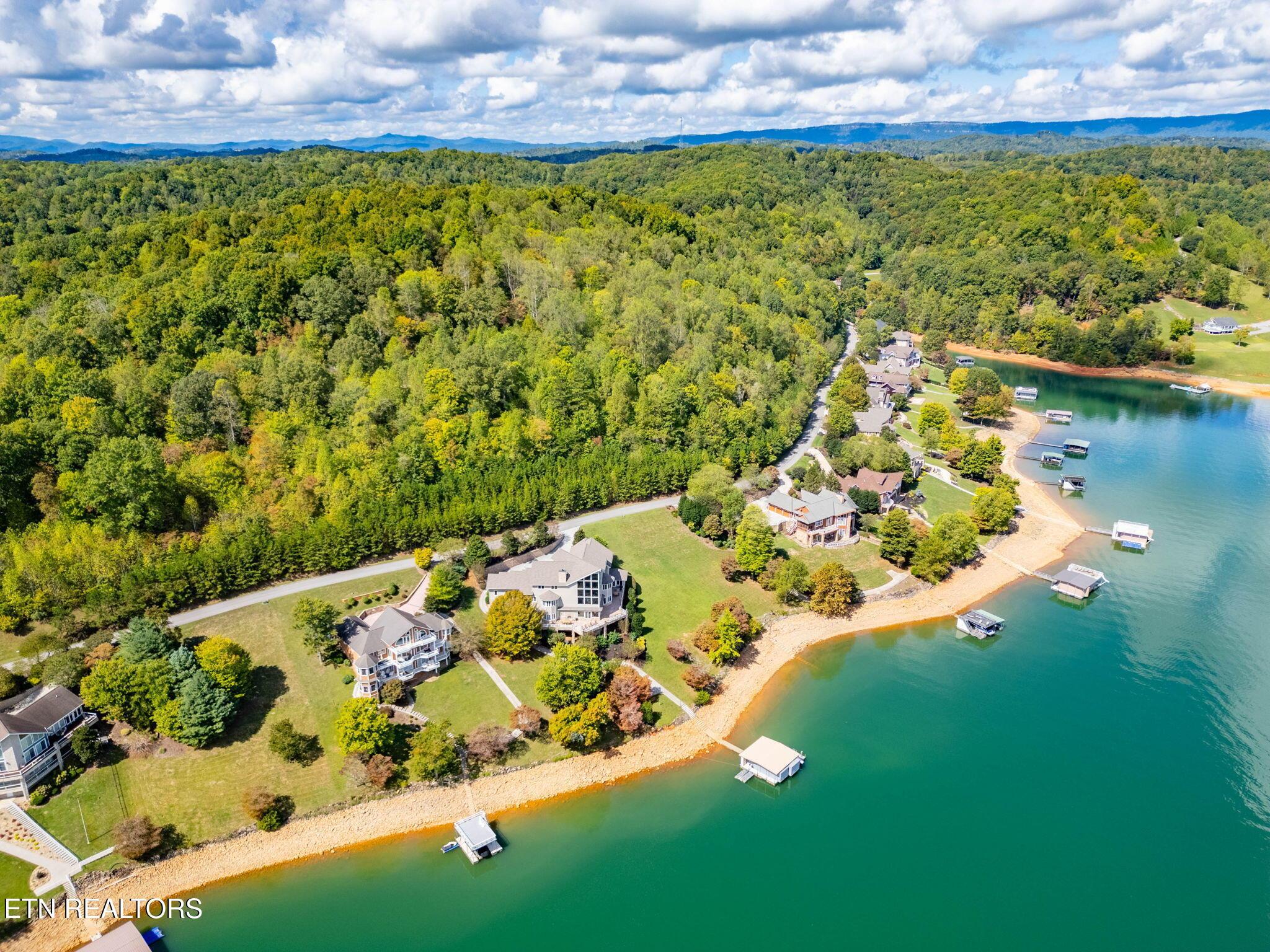 643 Crown Pointe Rd, Lafollette, TN - Norris Lake Real Estate - Image# 18