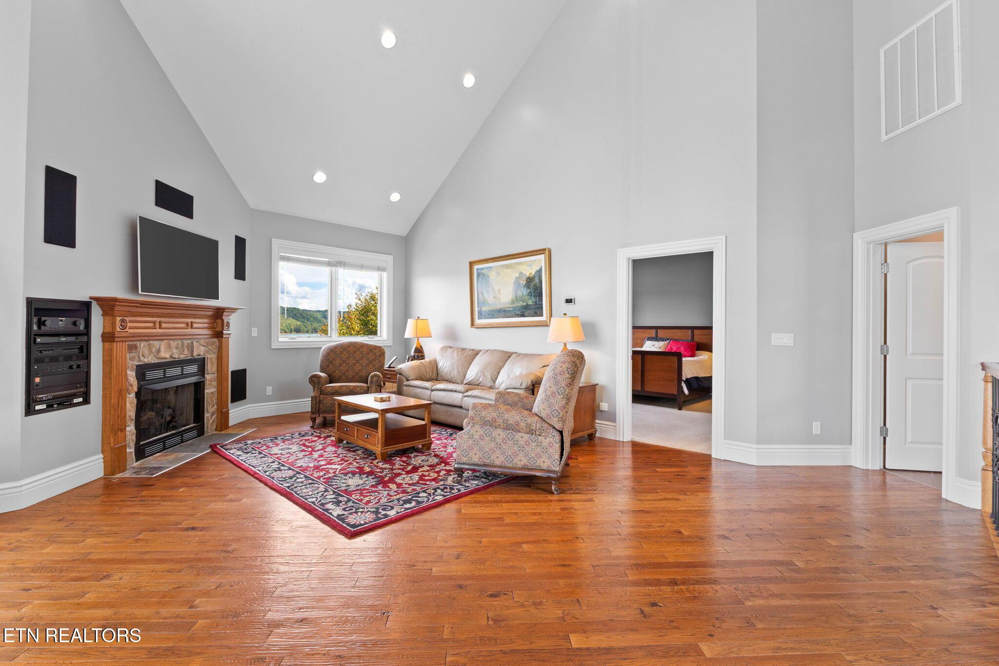 643 Crown Pointe Rd, Lafollette, TN - Norris Lake Real Estate - Image# 91