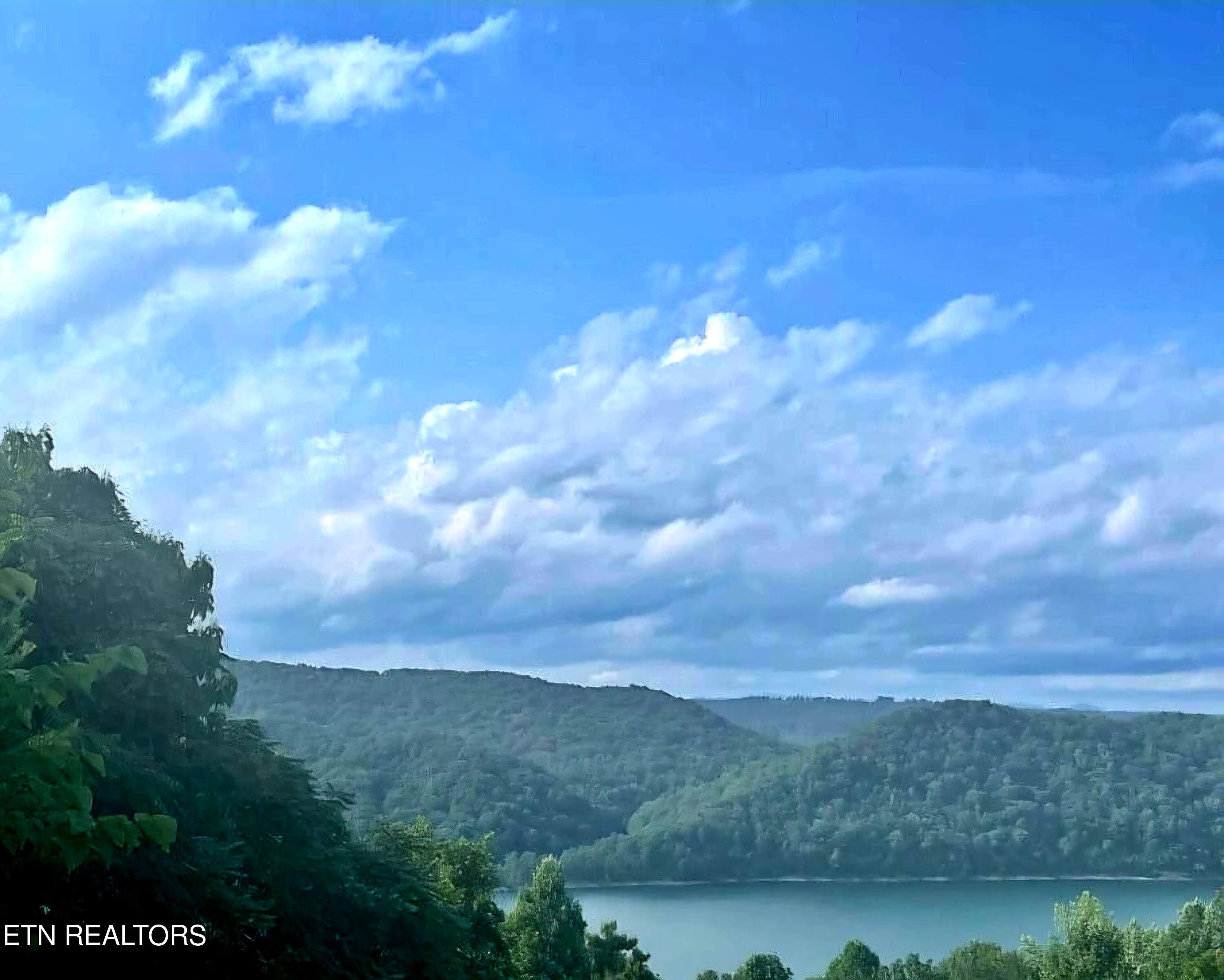 Norris Lake Real Estate - Image# 1