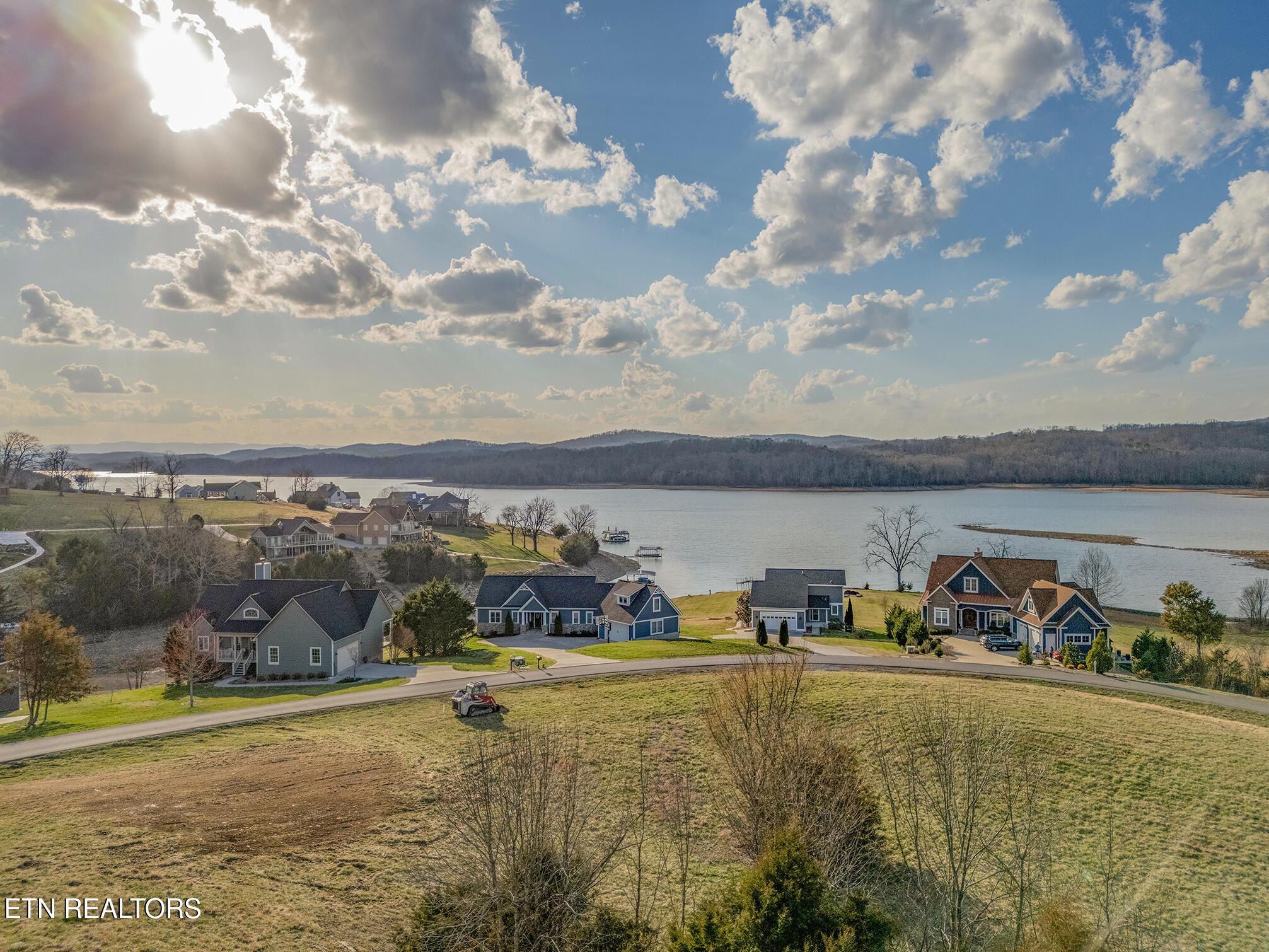 Norris Lake Real Estate - Image# 3