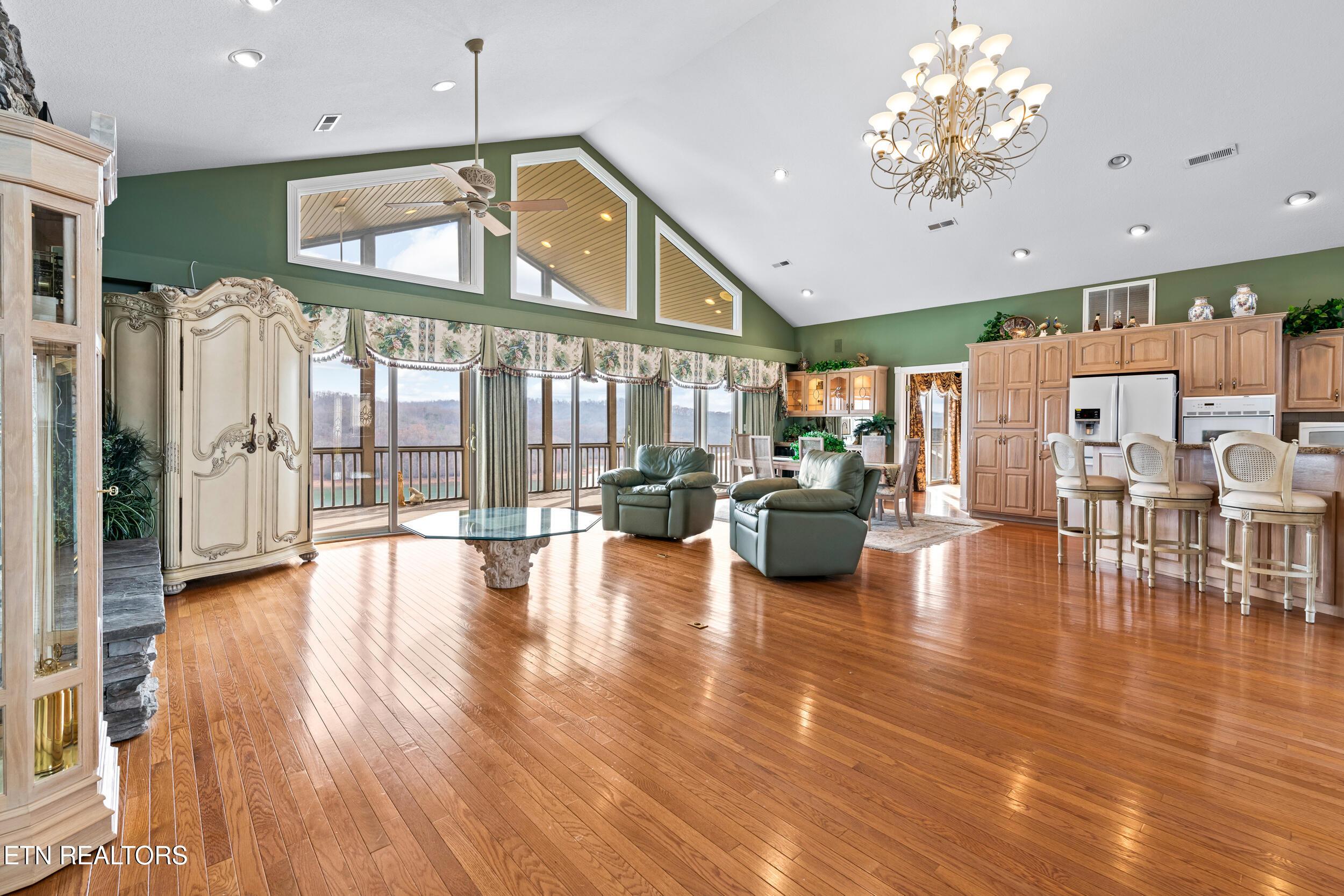 292 Deer Meadow Circle, Lafollette, TN - Norris Lake Real Estate - Image# 7