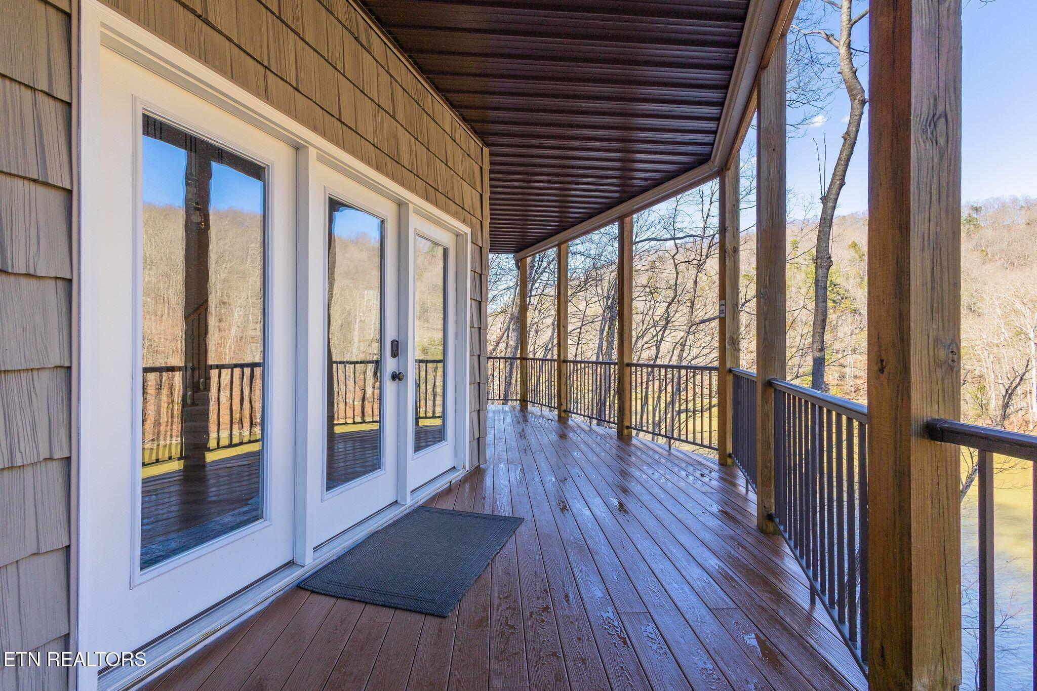 300 Hiawatha Lane, Caryville, TN - Norris Lake Real Estate - Image# 8
