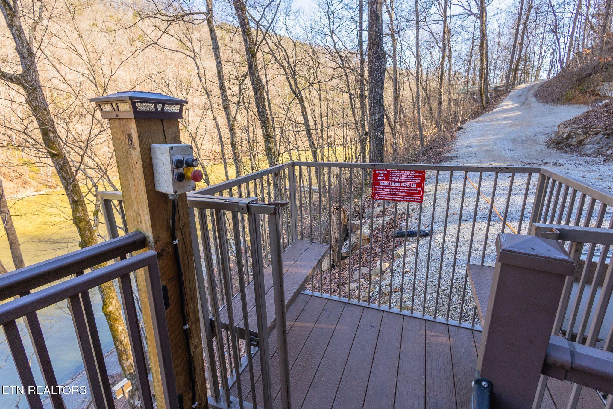 300 Hiawatha Lane, Caryville, TN - Norris Lake Real Estate - Image# 44