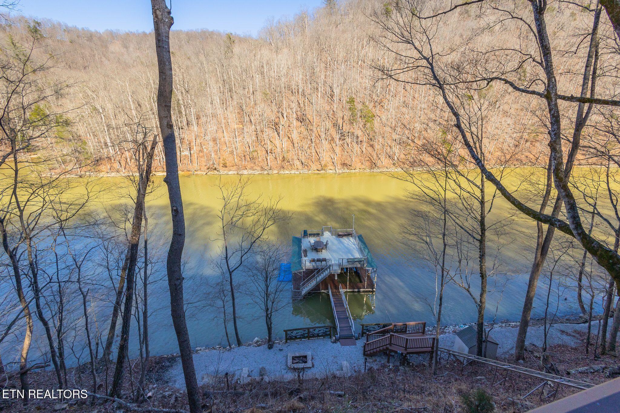 300 Hiawatha Lane, Caryville, TN - Norris Lake Real Estate - Image# 45