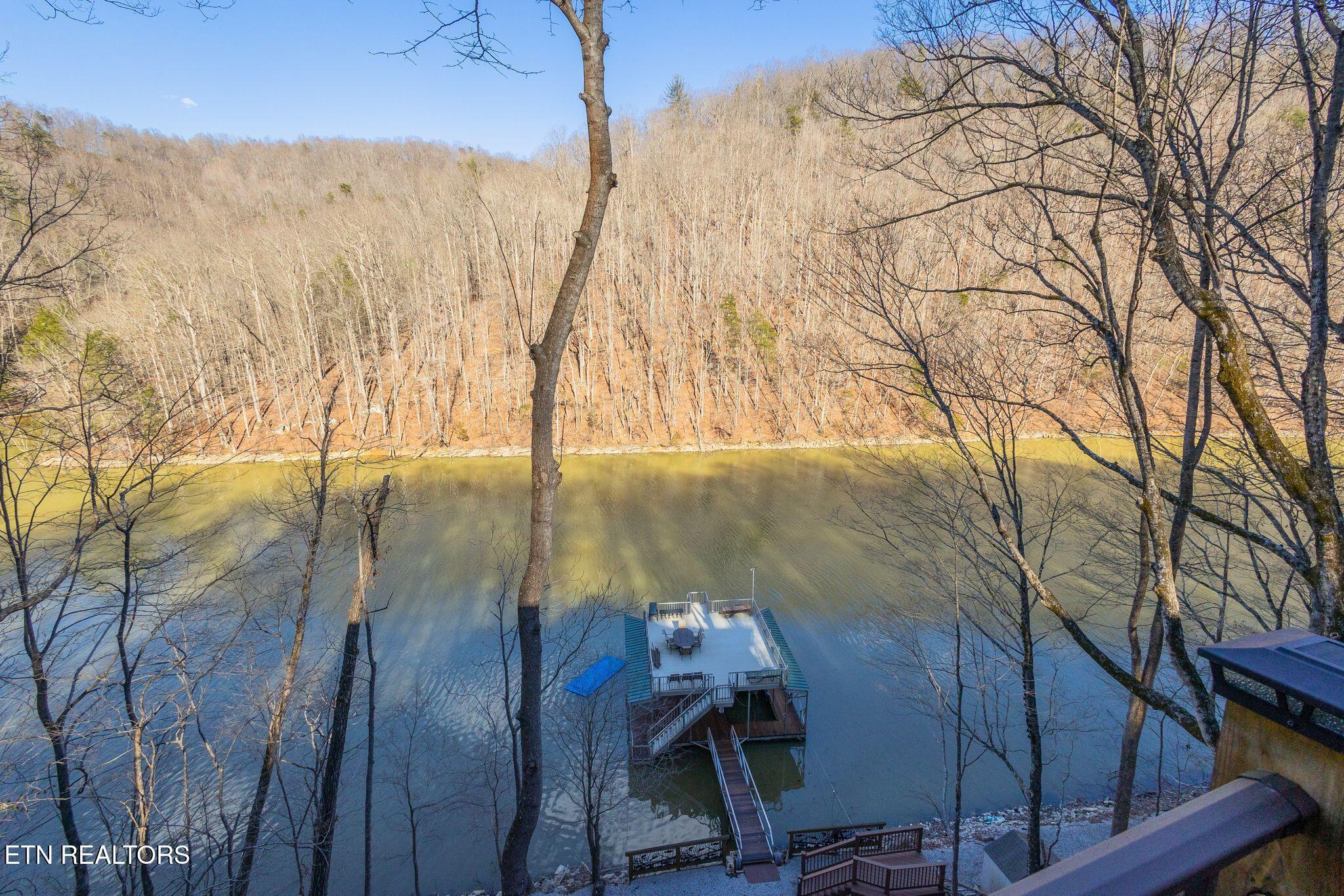 300 Hiawatha Lane, Caryville, TN - Norris Lake Real Estate - Image# 49