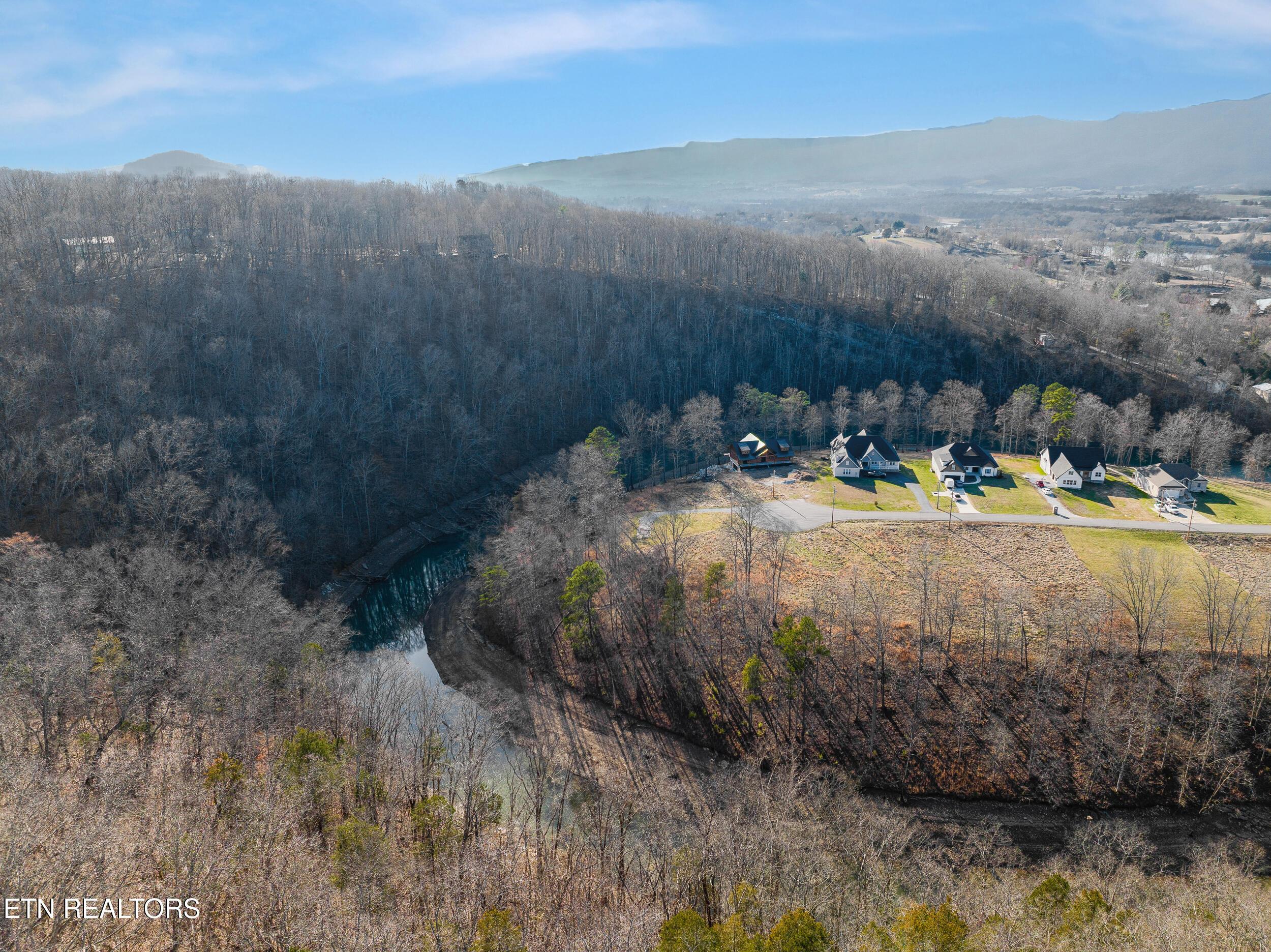 348 Wagon Lane, Speedwell, TN - Norris Lake Real Estate - Image# 17