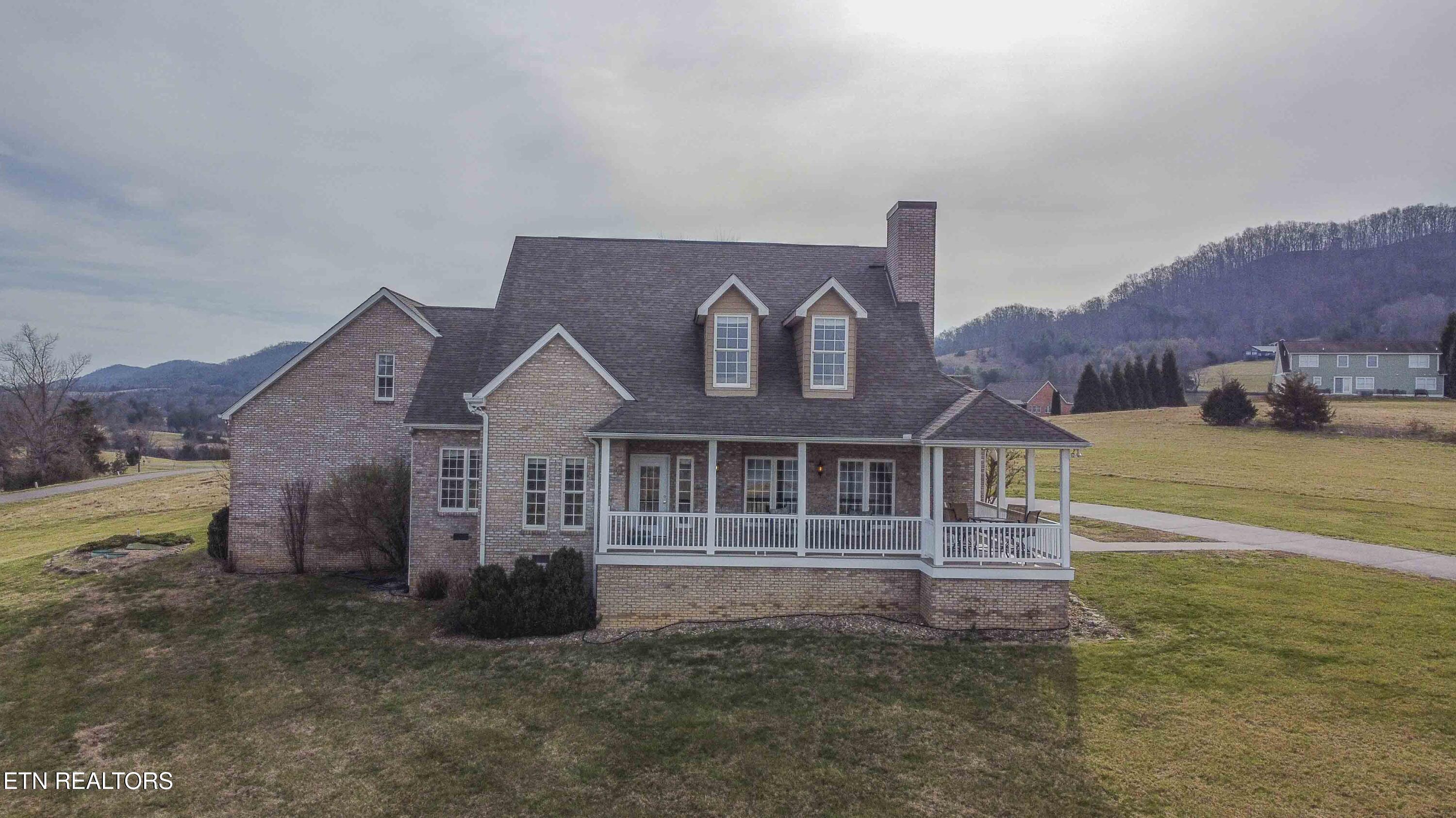 107 Sunny St, Sharps Chapel, TN - Norris Lake Real Estate - Image# 3
