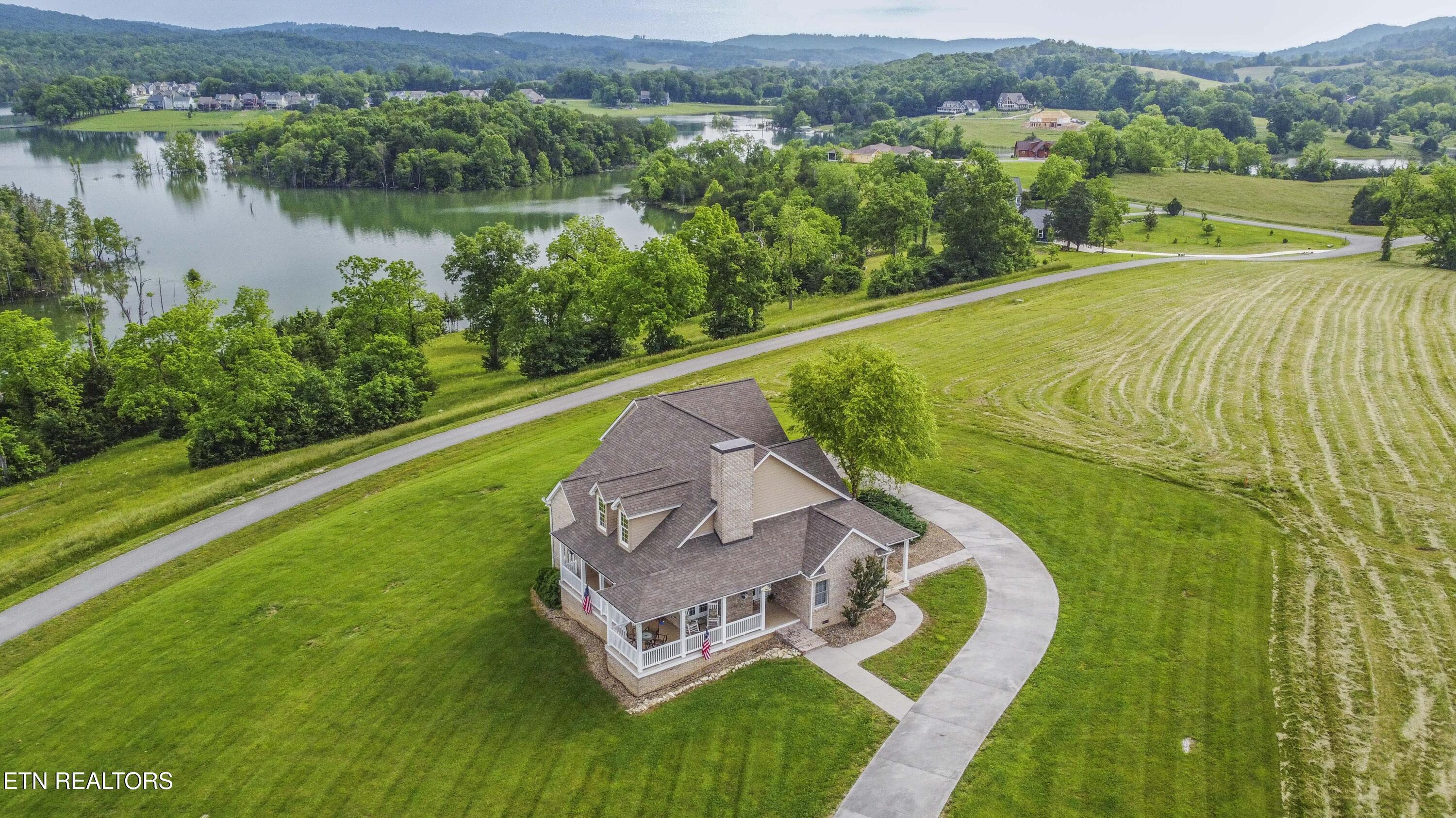 107 Sunny St, Sharps Chapel, TN - Norris Lake Real Estate - Image# 6