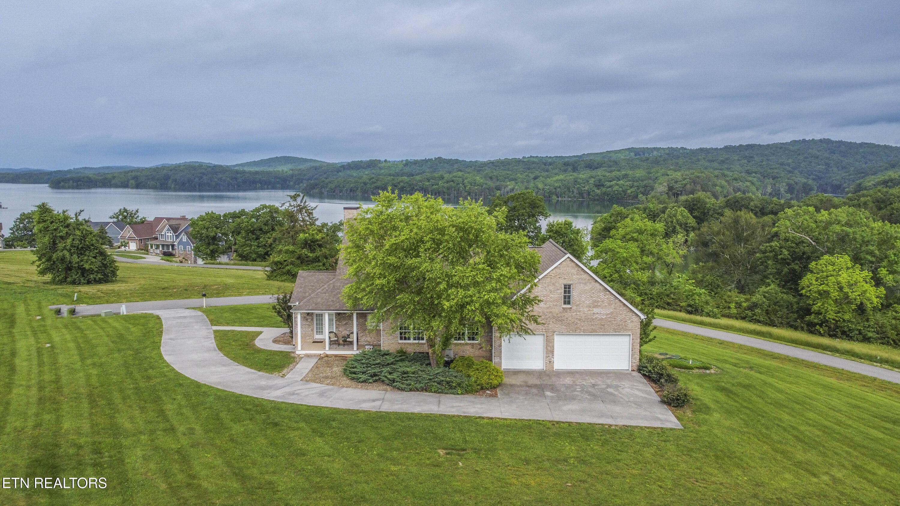 107 Sunny St, Sharps Chapel, TN - Norris Lake Real Estate - Image# 2