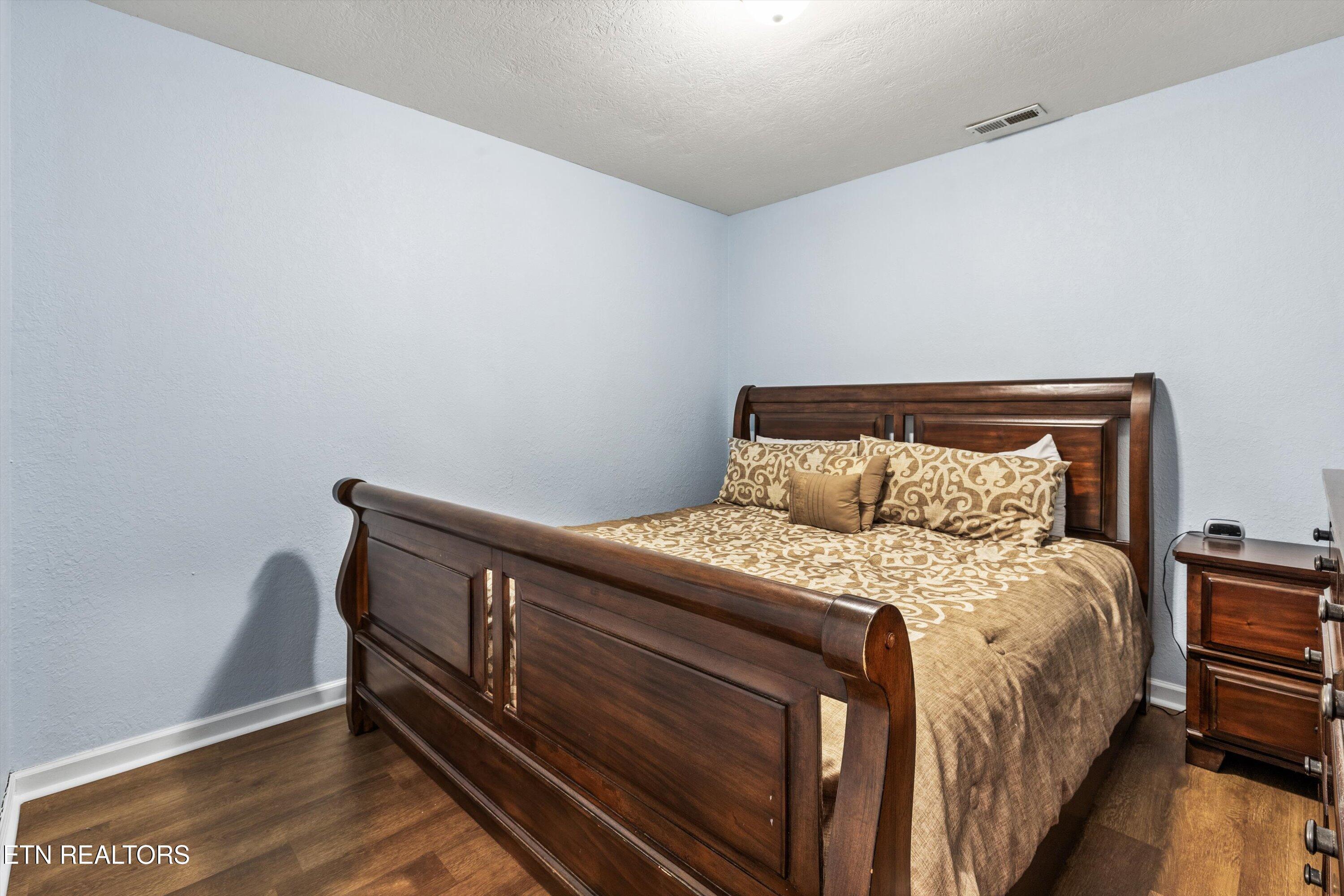 112 Lazy Cove Lane, Lafollette, TN - Norris Lake Real Estate - Image# 21