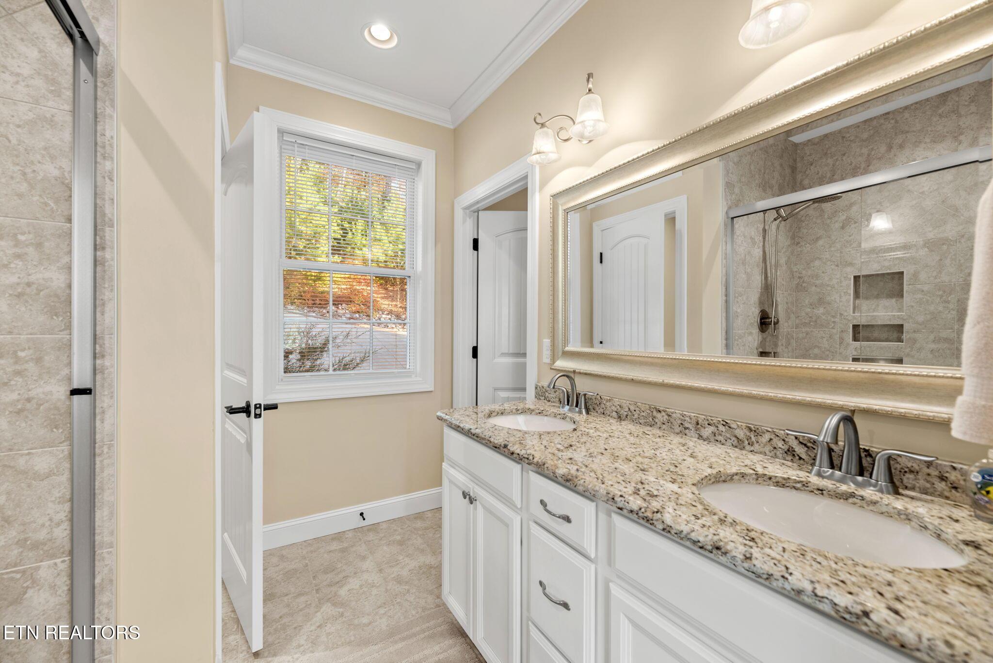336 Schulte Lane, Jacksboro, TN - Norris Lake Real Estate - Image# 22