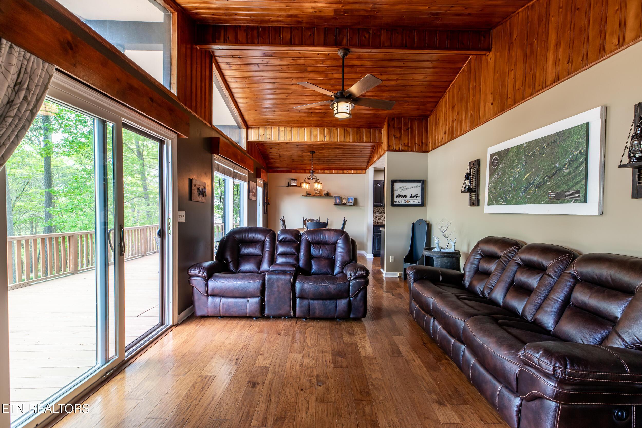 129 Bucks and Doe Lane, Lafollette, TN - Norris Lake Real Estate - Image# 19