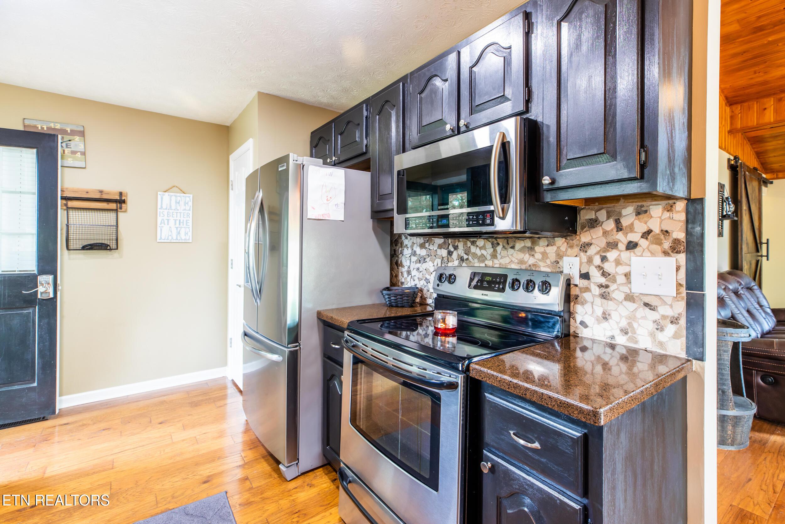 129 Bucks and Doe Lane, Lafollette, TN - Norris Lake Real Estate - Image# 23