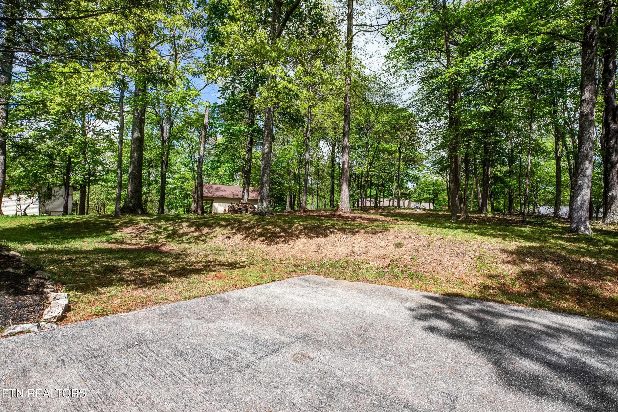 129 Bucks and Doe Lane, Lafollette, TN - Norris Lake Real Estate - Image# 15