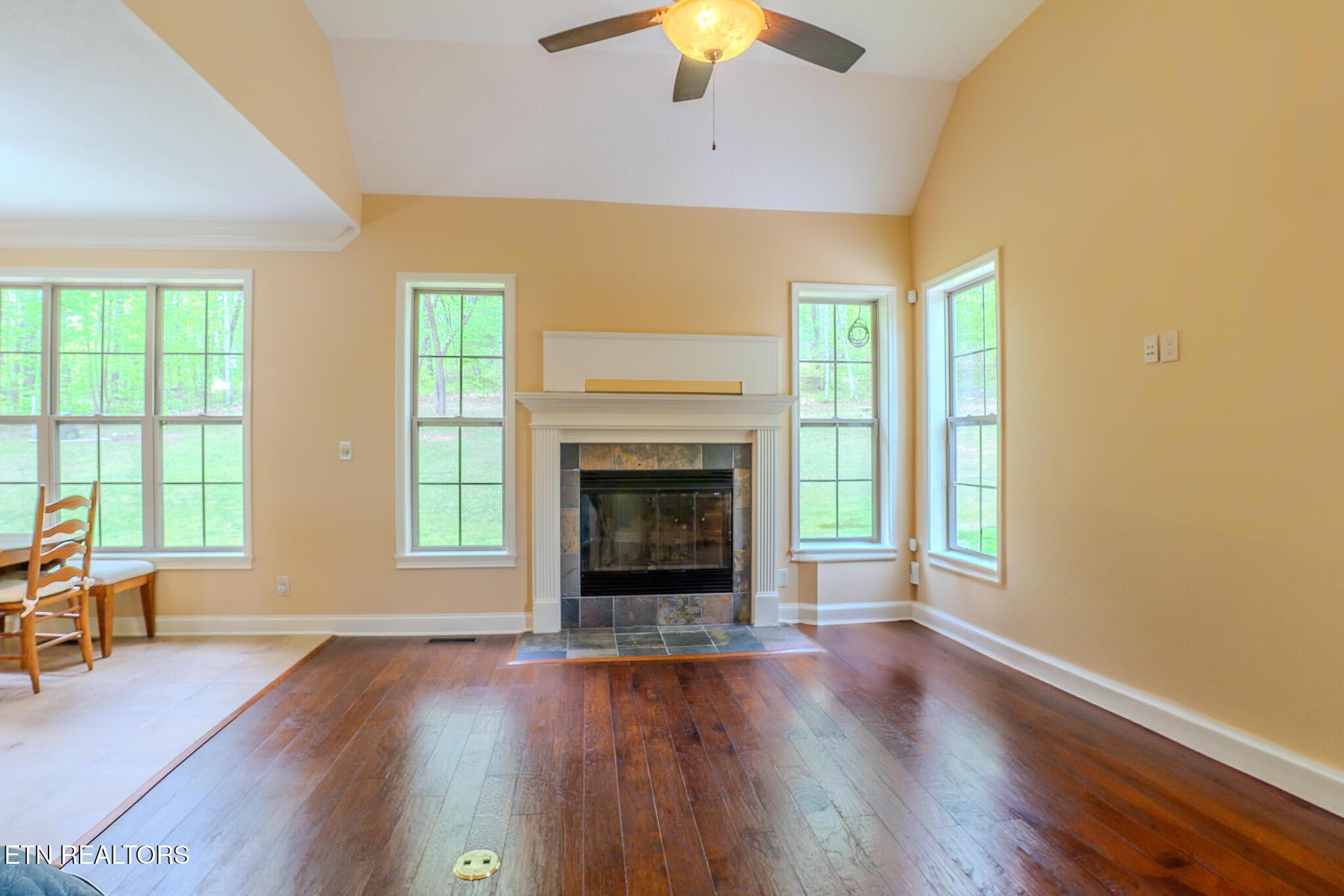 449 Hickory Pointe Lane, Maynardville, TN - Norris Lake Real Estate - Image# 15