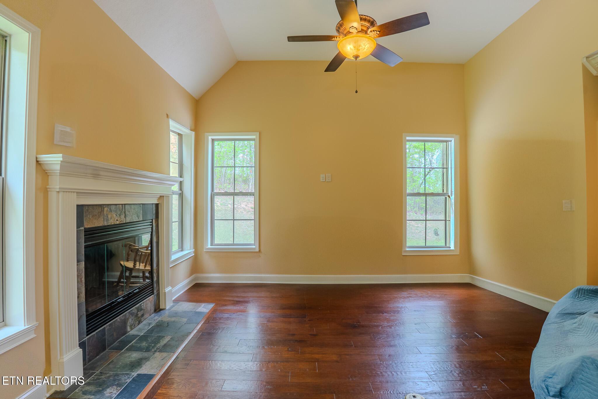 449 Hickory Pointe Lane, Maynardville, TN - Norris Lake Real Estate - Image# 16