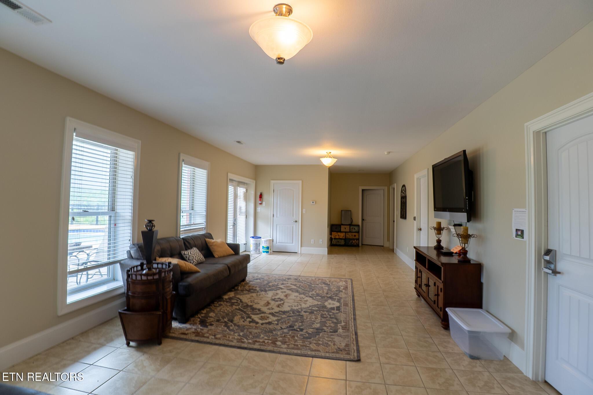 449 Hickory Pointe Lane, Maynardville, TN - Norris Lake Real Estate - Image# 40