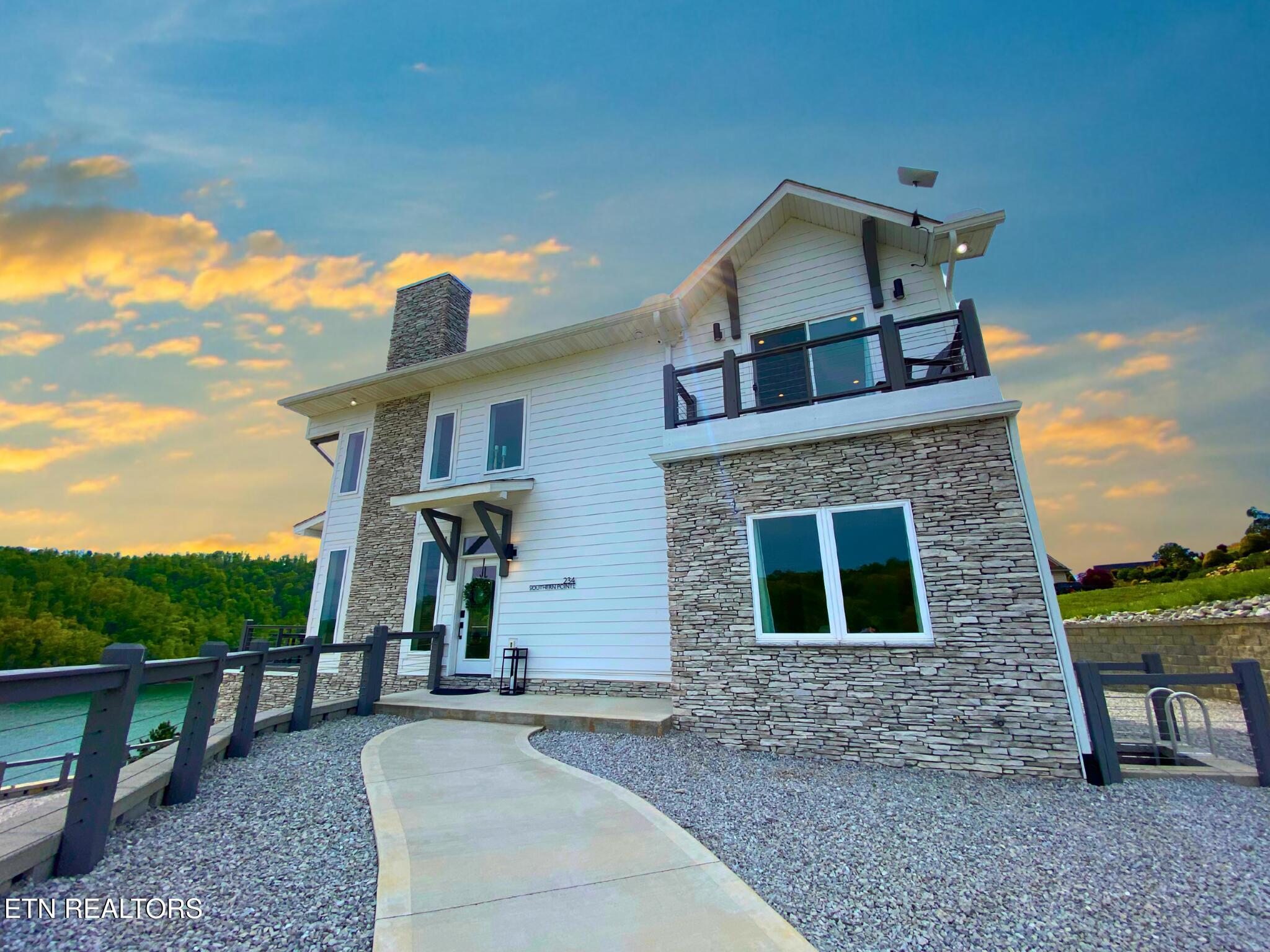 234 Cameron Loop, Lafollette, TN - Norris Lake Real Estate - Image# 4