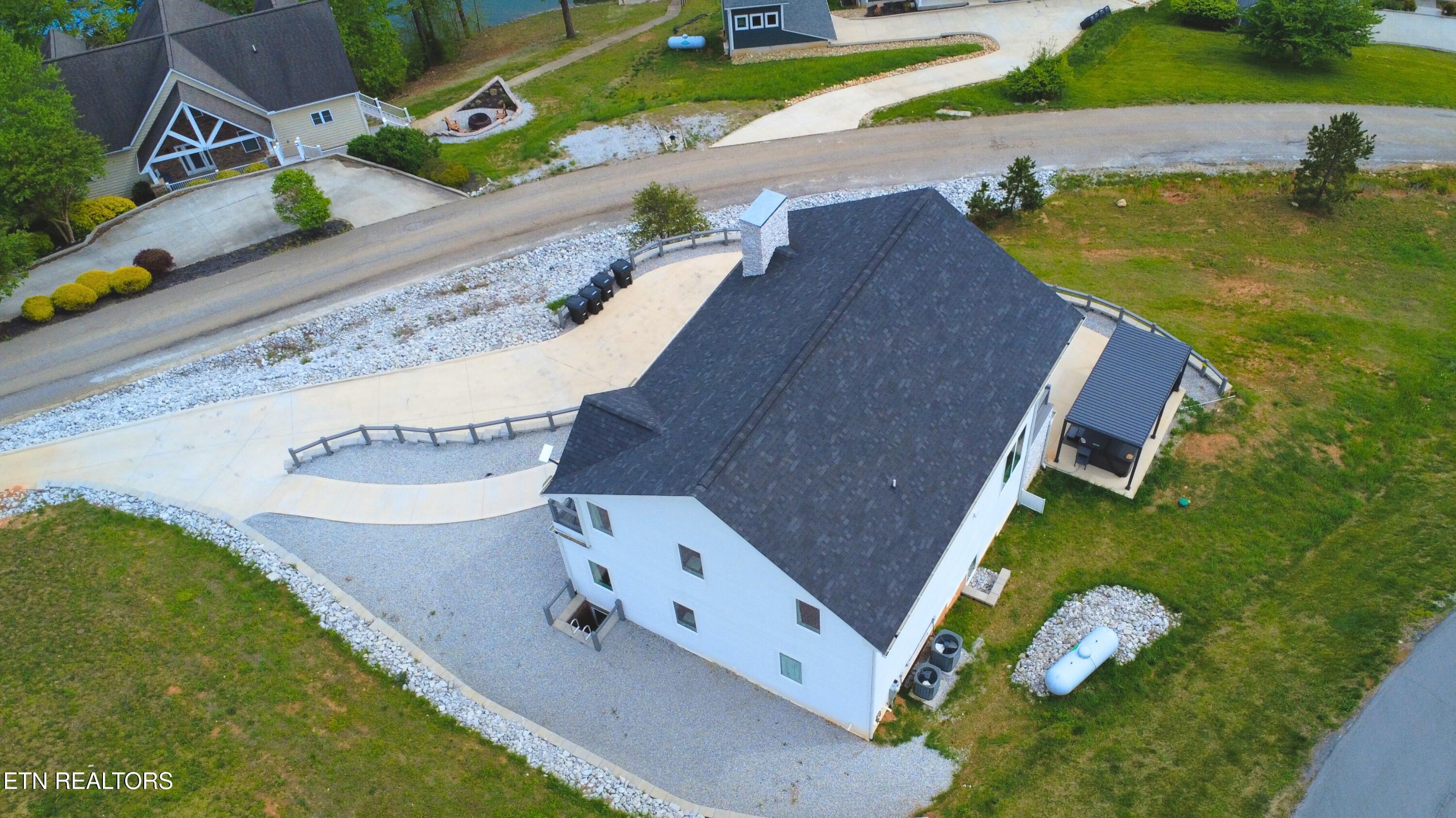 234 Cameron Loop, Lafollette, TN - Norris Lake Real Estate - Image# 10
