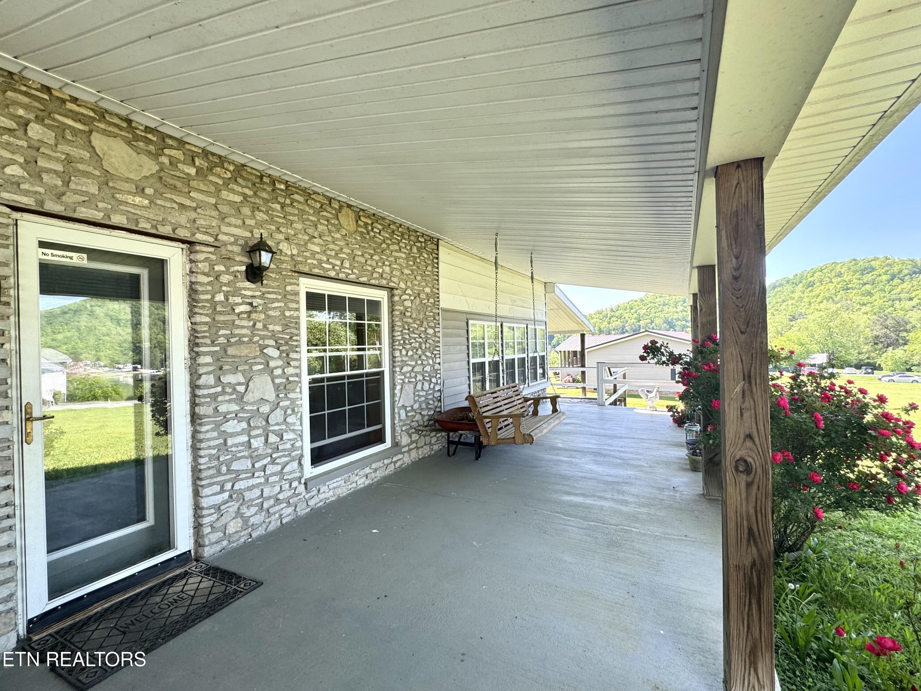 150 Lakeview Circle, Sharps Chapel, TN - Norris Lake Real Estate - Image# 5