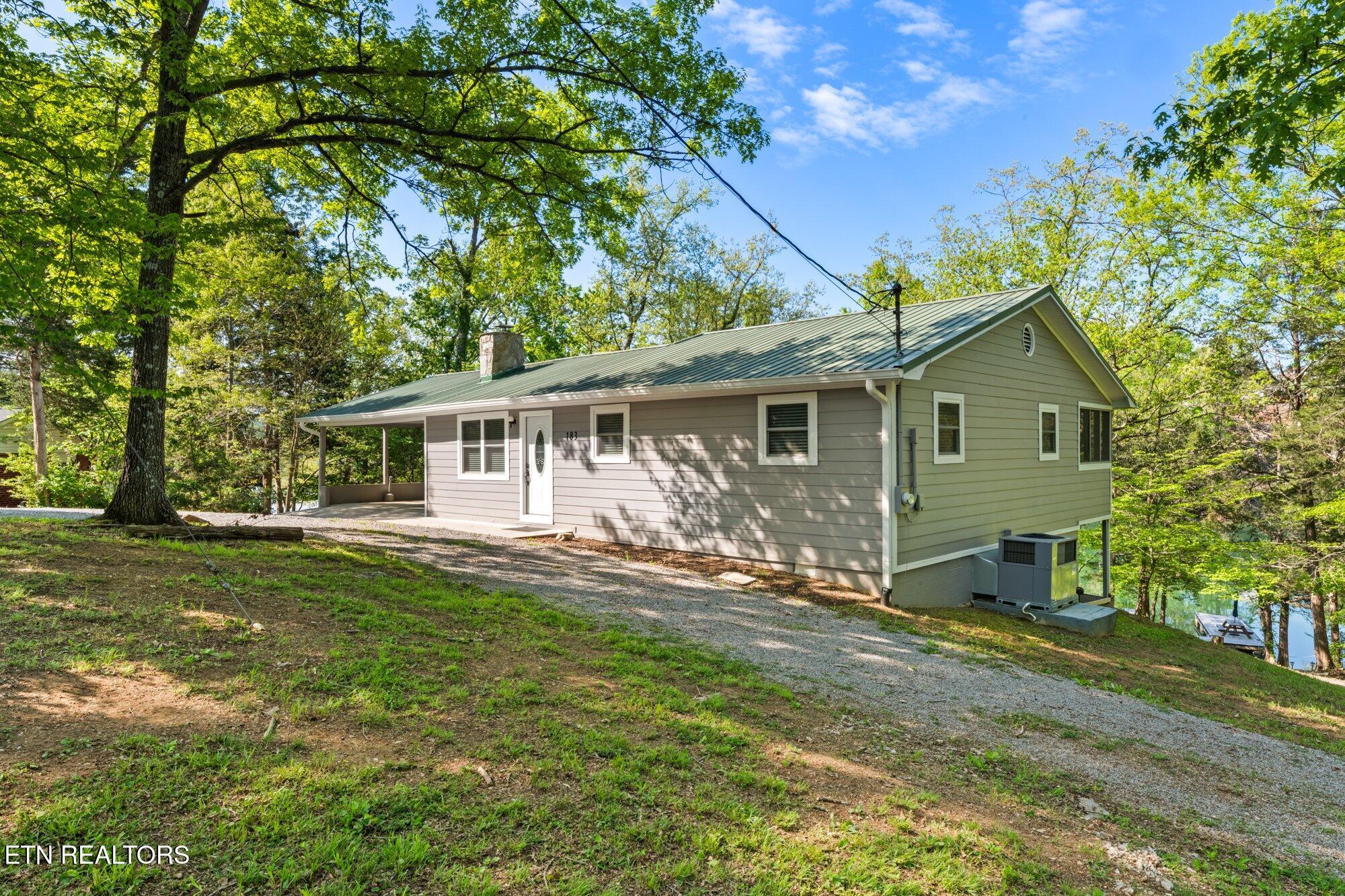 183 Shelby Loop, New Tazewell, TN - Norris Lake Real Estate - Image# 3