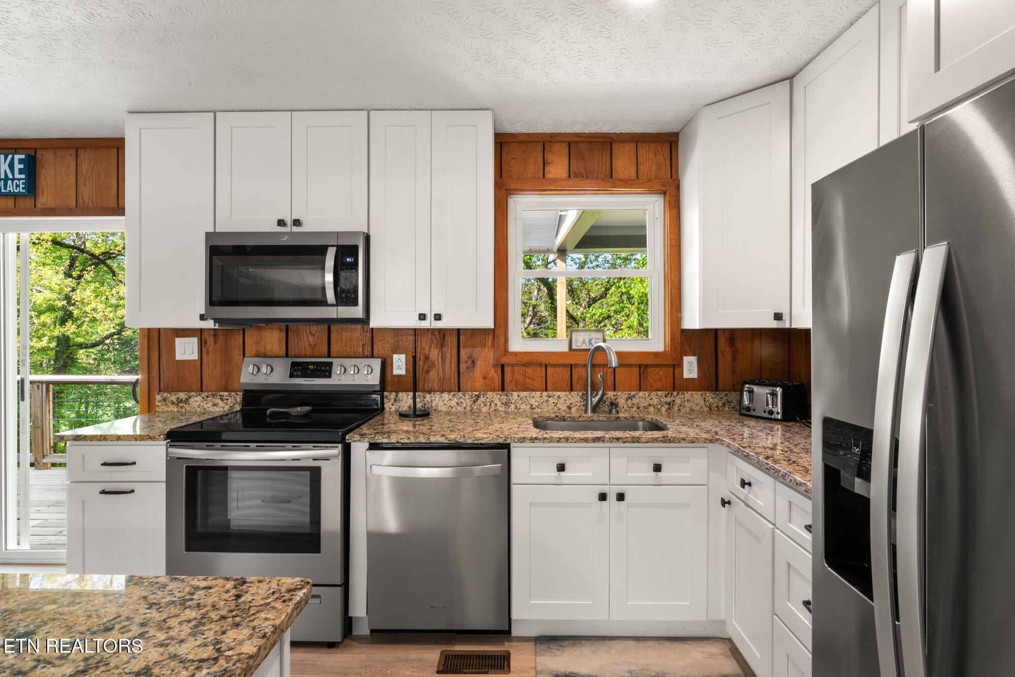 183 Shelby Loop, New Tazewell, TN - Norris Lake Real Estate - Image# 12