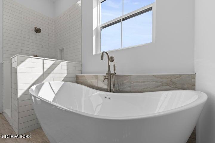 225 Sam & Maria Way, Lafollette, TN - Norris Lake Real Estate - Image# 26