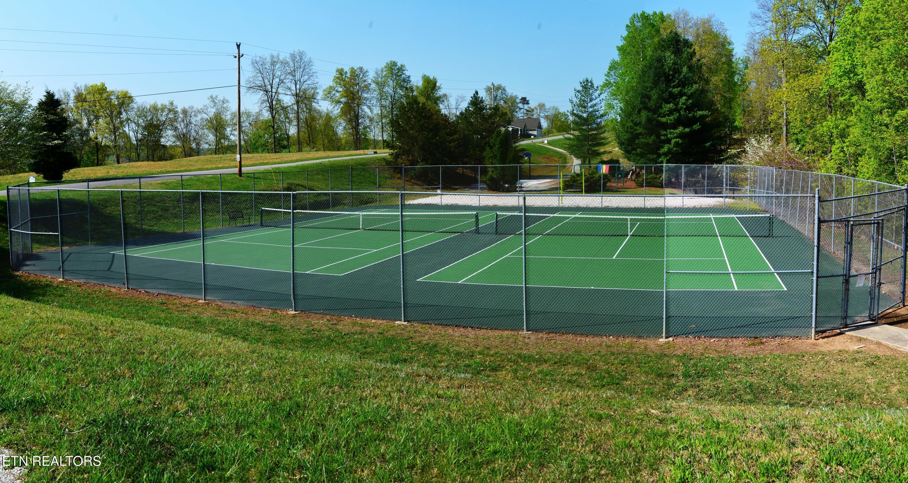 225 Sam & Maria Way, Lafollette, TN - Norris Lake Real Estate - Image# 42