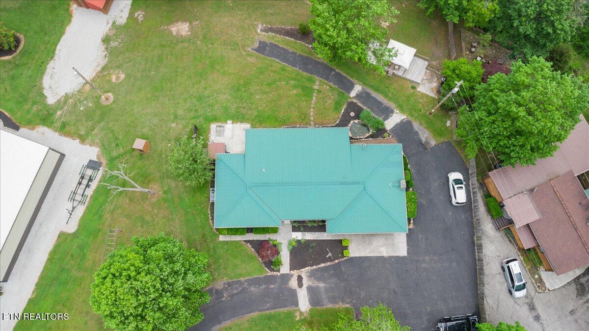 446 Oak Run Rd, Lafollette, TN - Norris Lake Real Estate - Image# 5