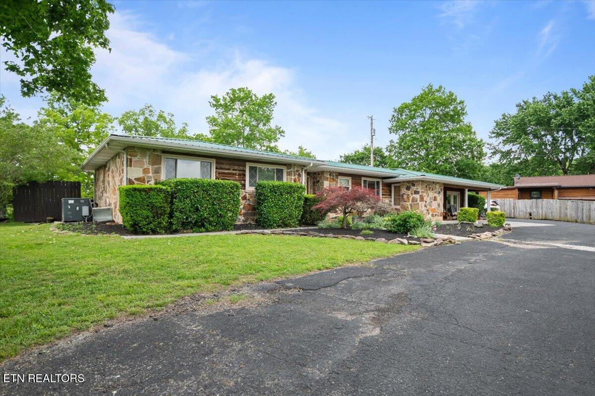 446 Oak Run Rd, Lafollette, TN - Norris Lake Real Estate - Image# 10