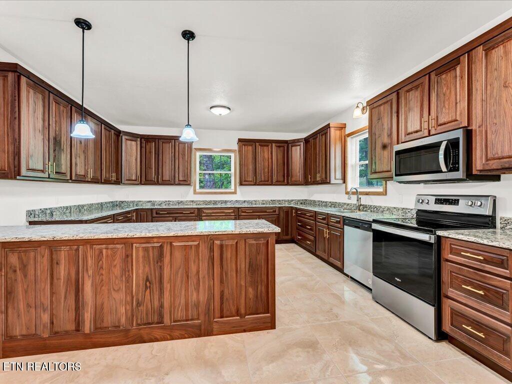 107 Straight Creek Dock Rd, New Tazewell, TN - Norris Lake Real Estate - Image# 7