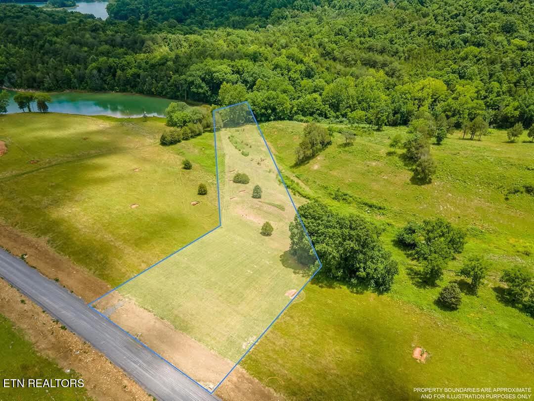 Norris Lake Real Estate - Image# 1