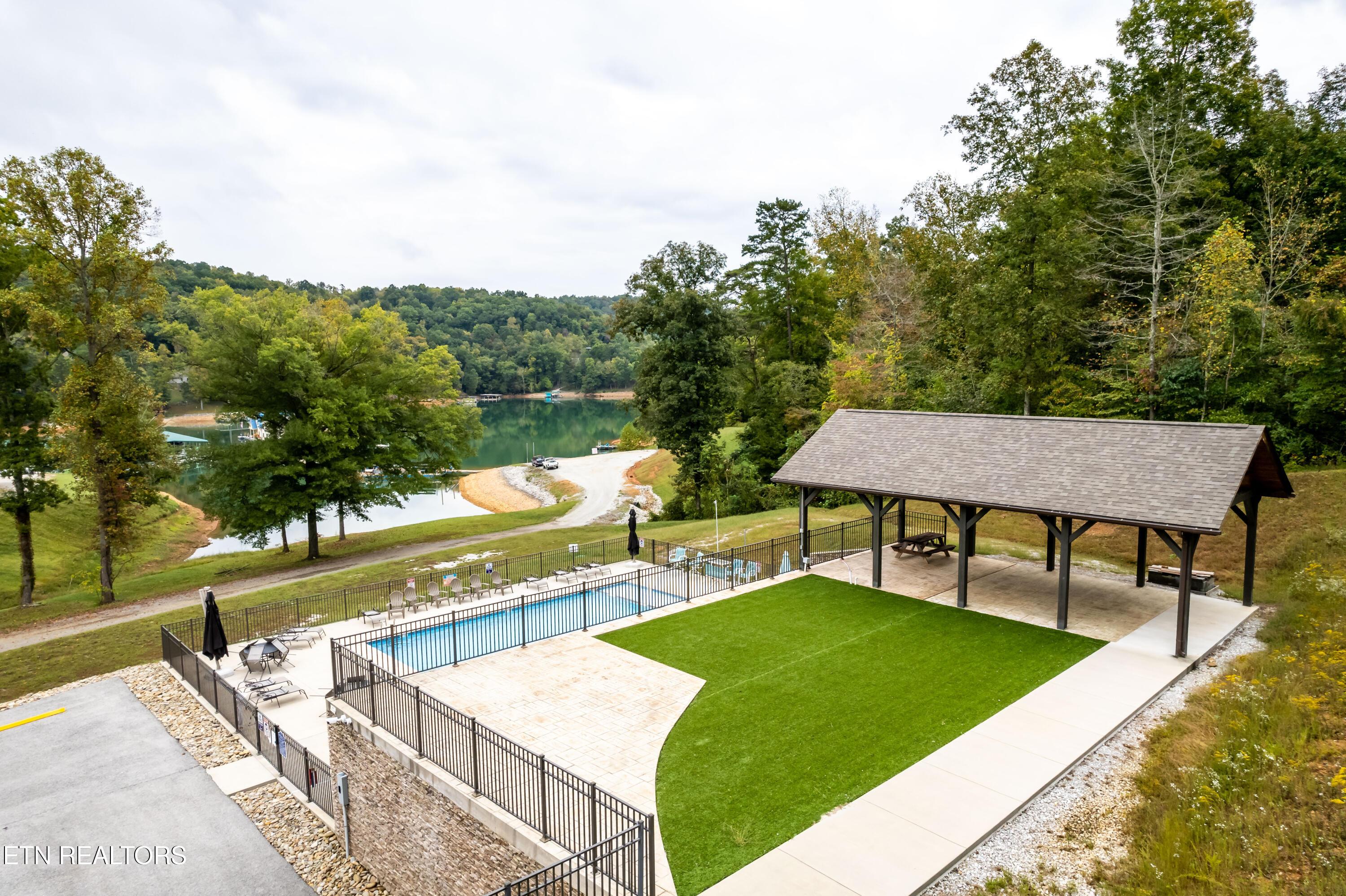 211 & 212 Suncrest Cove, Lafollette, TN - Norris Lake Real Estate - Image# 24