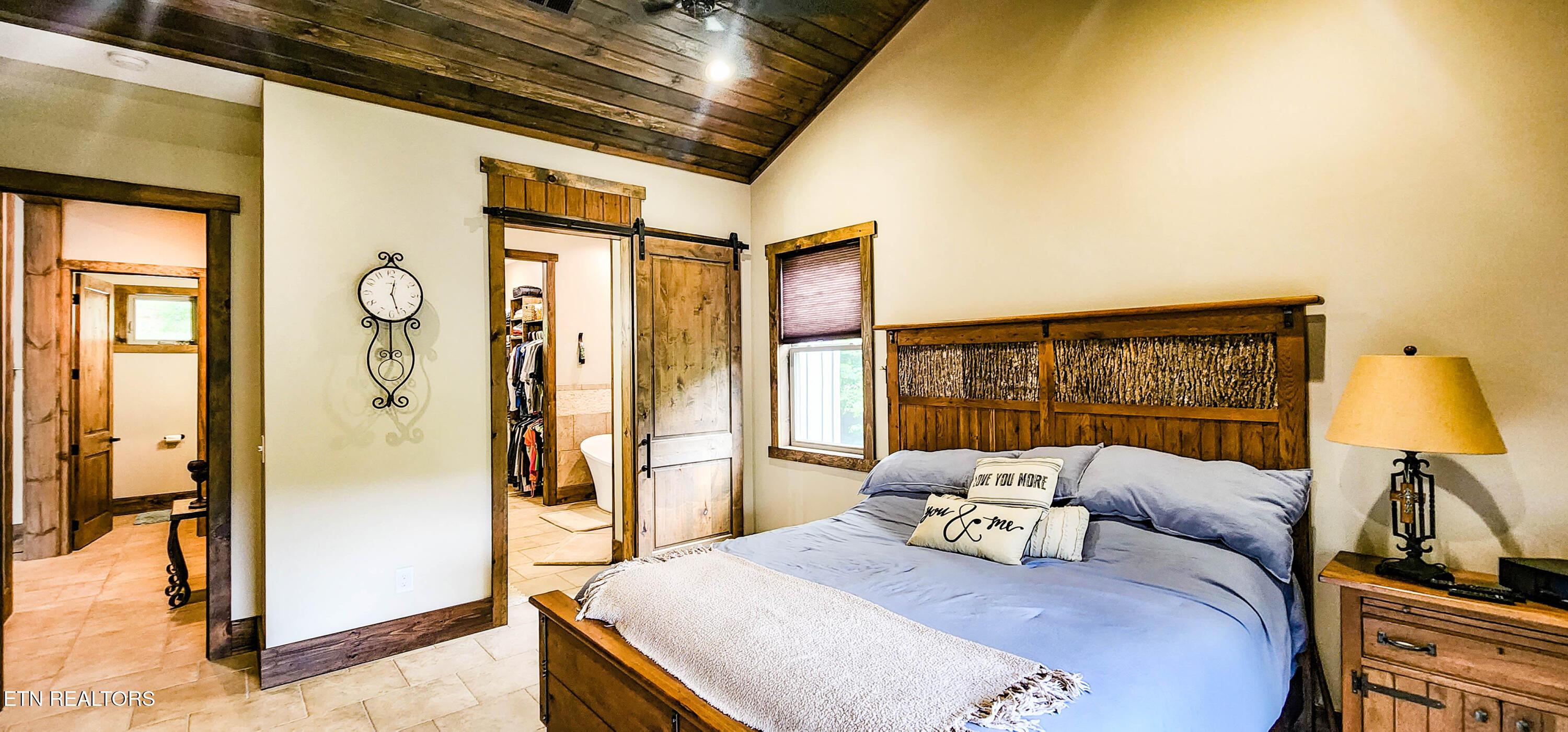 635 Norris Shores Drive, Sharps Chapel, TN - Norris Lake Real Estate - Image# 19