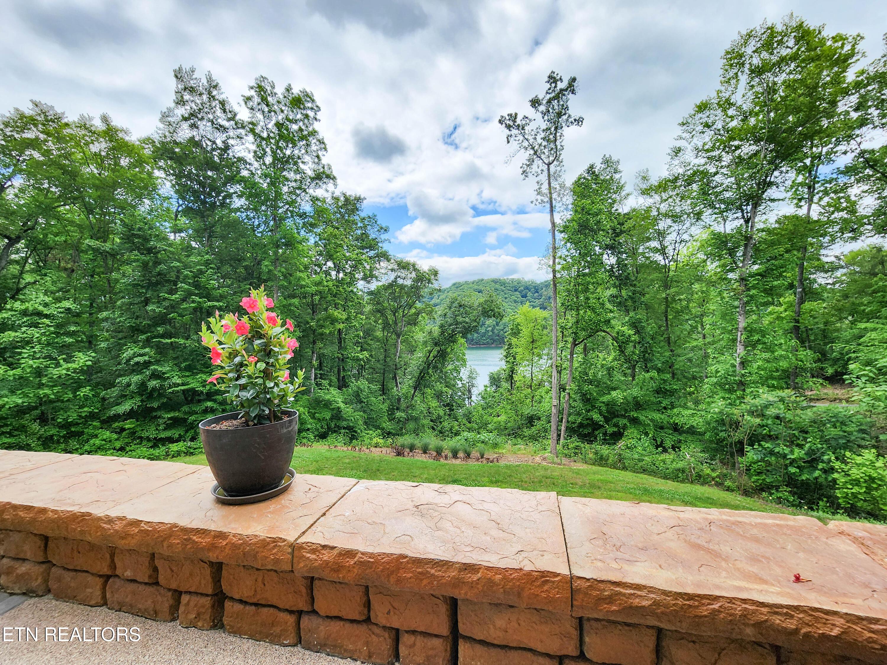635 Norris Shores Drive, Sharps Chapel, TN - Norris Lake Real Estate - Image# 43