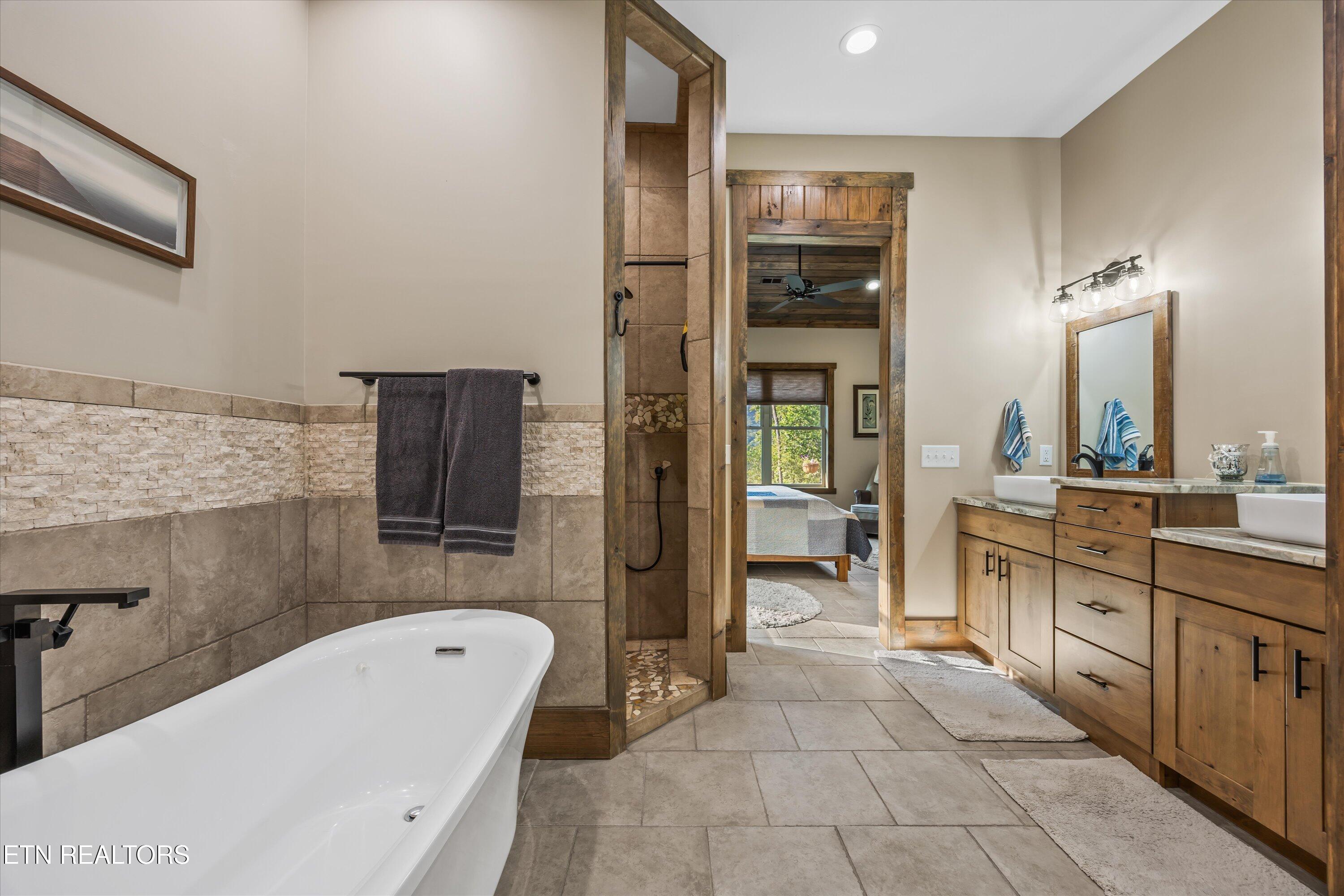 Norris Lake Real Estate - Image# 30