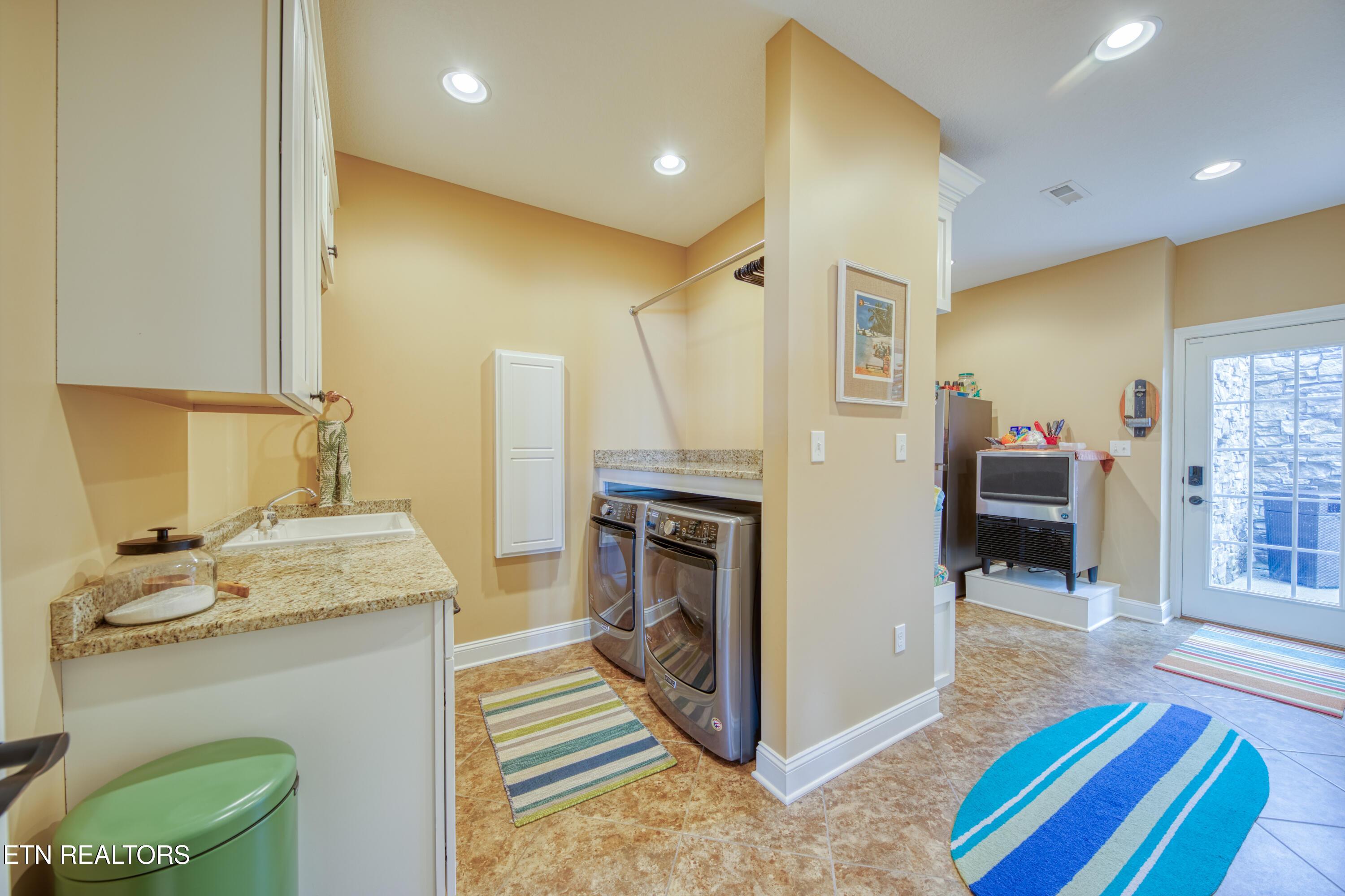 429 Hiawassee View Drive, Jacksboro, TN - Norris Lake Real Estate - Image# 38