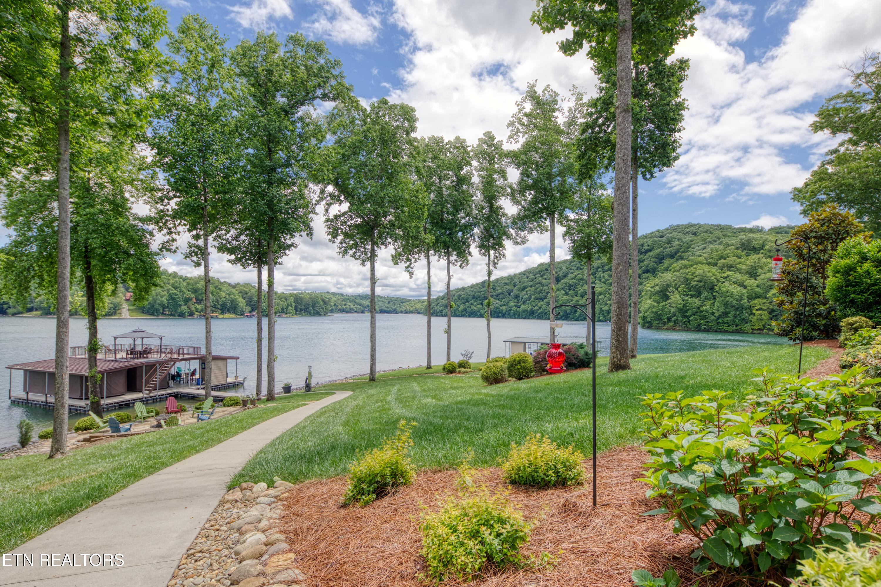 429 Hiawassee View Drive, Jacksboro, TN - Norris Lake Real Estate - Image# 46