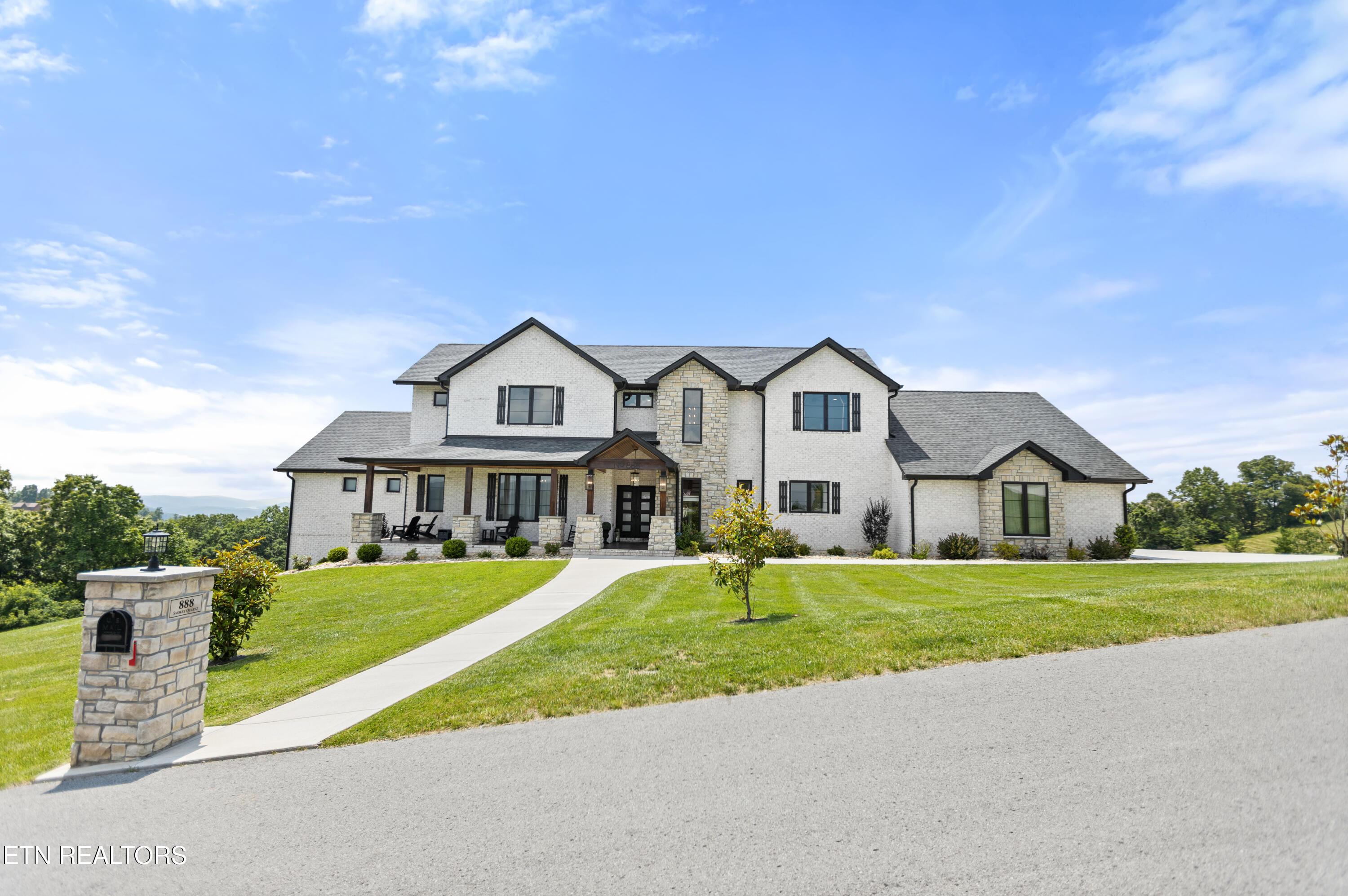 888 Smokey Quartz Blvd Blvd, New Tazewell, TN - Norris Lake Real Estate - Image# 1